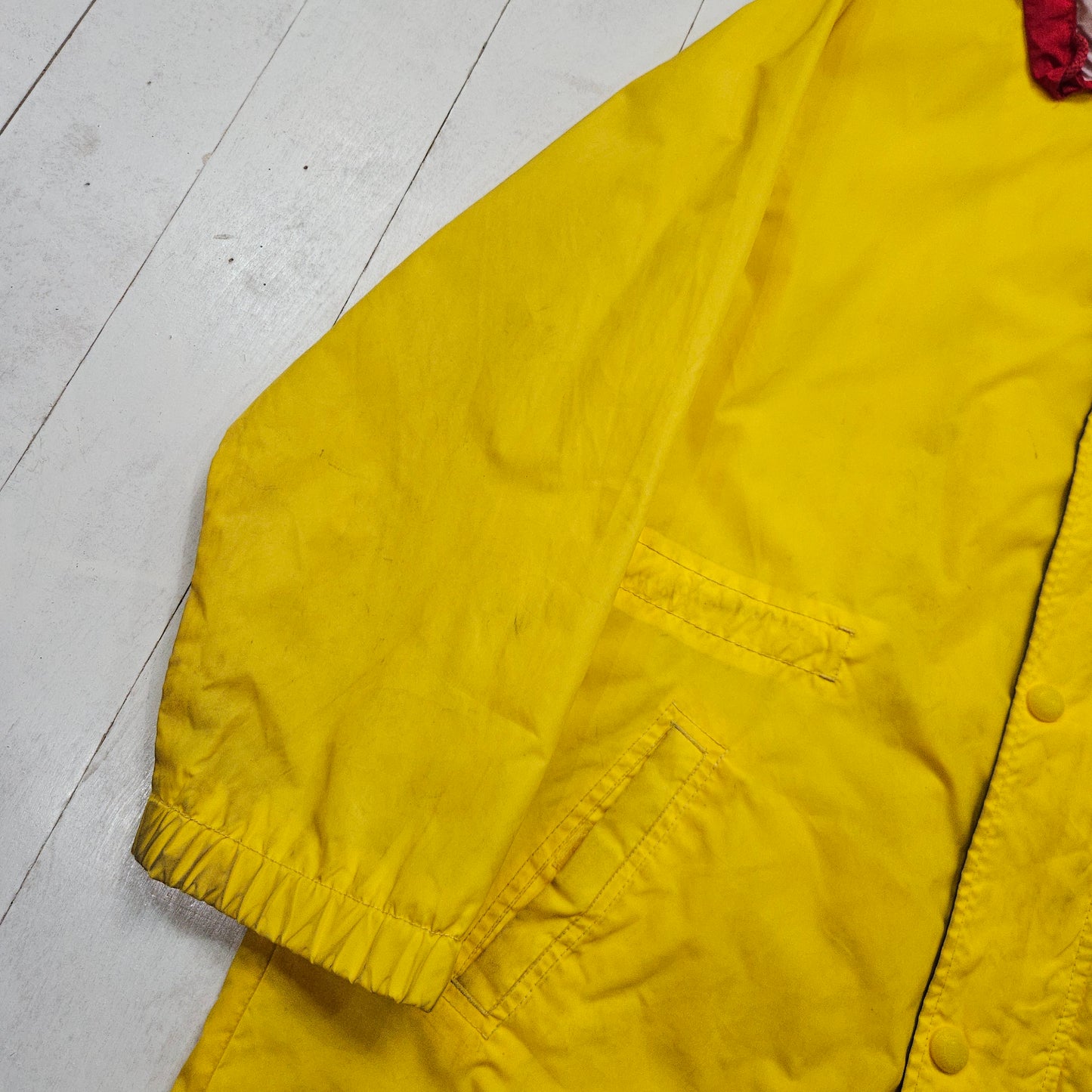 1990s Tommy Hilfiger Yellow Sleeve Spellout Windbreaker Rain Jacket Size L/XL