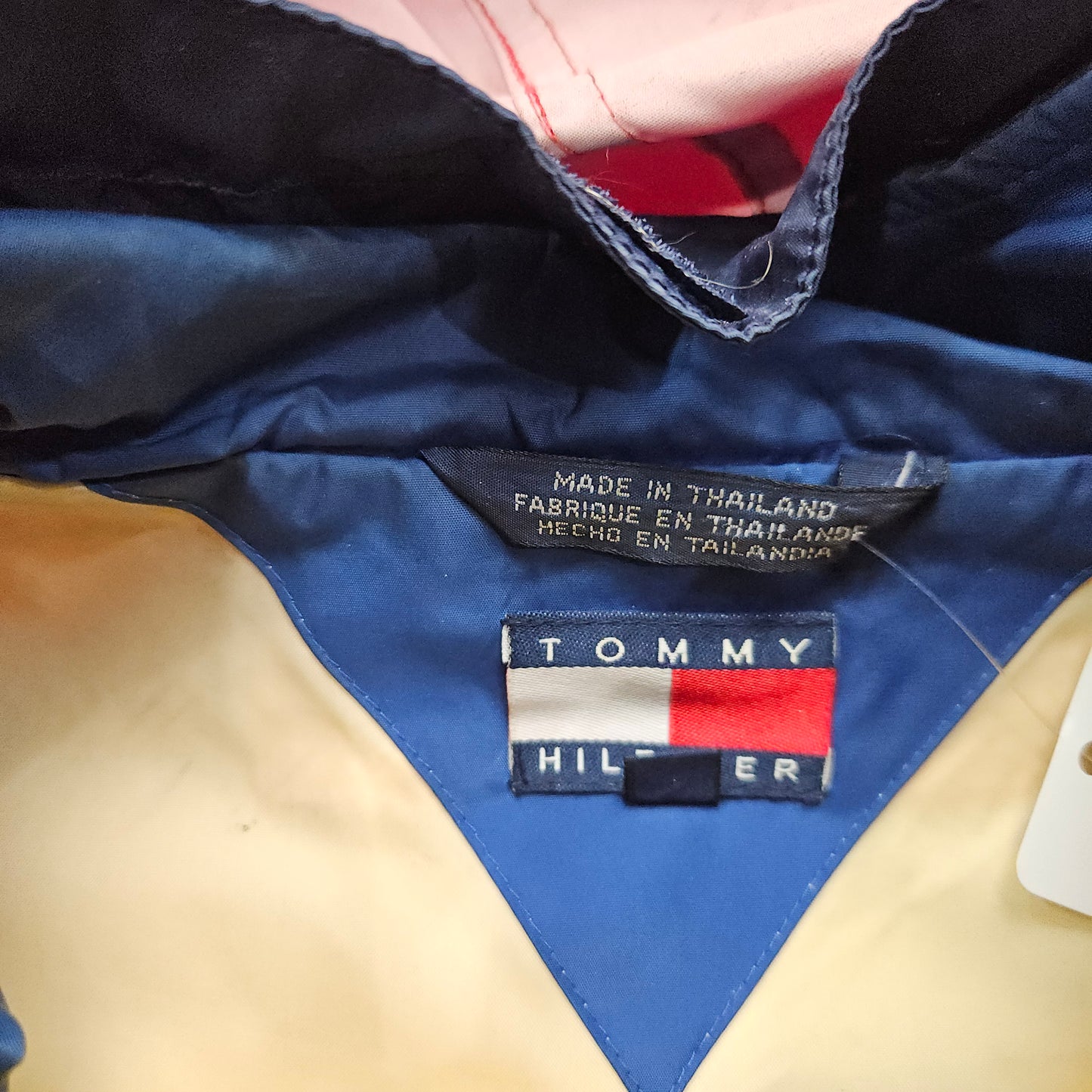 1990s Tommy Hilfiger Yellow Sleeve Spellout Windbreaker Rain Jacket Size L/XL