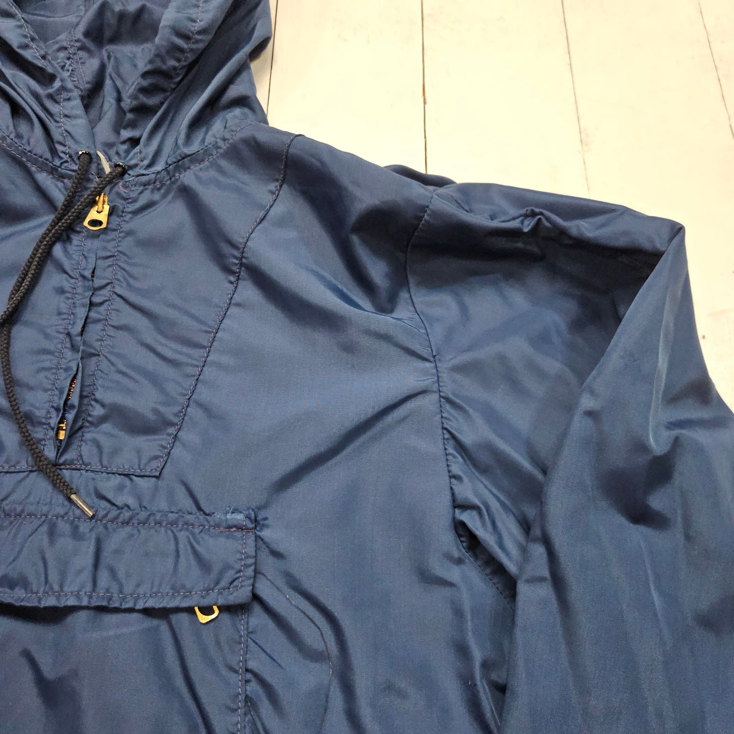 1950s Union Made Navy Blue Nylon Pullover Anorak Windbreaker Jacket Made in USA Mens Size S Womens Size M