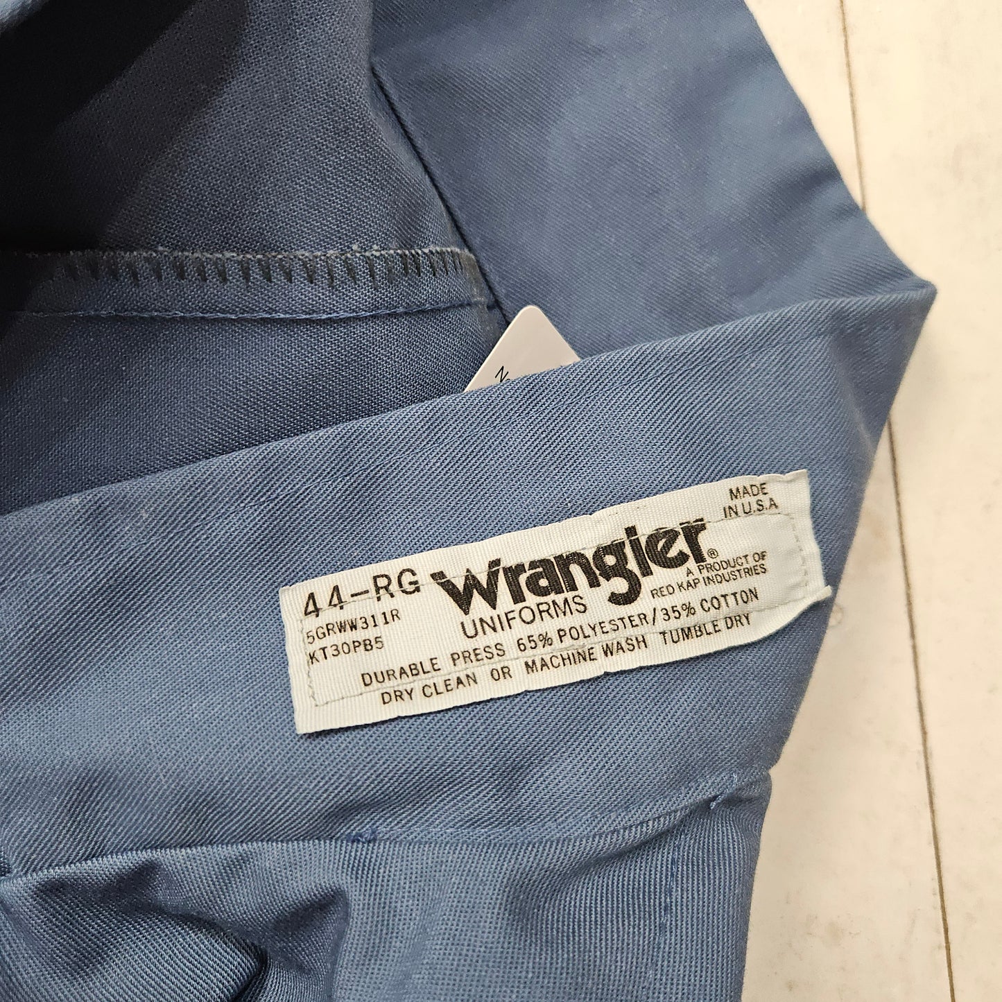 1980s/1990s Wrangler Uniforms Light Blue Shopcoat Made in USA Size L/XL