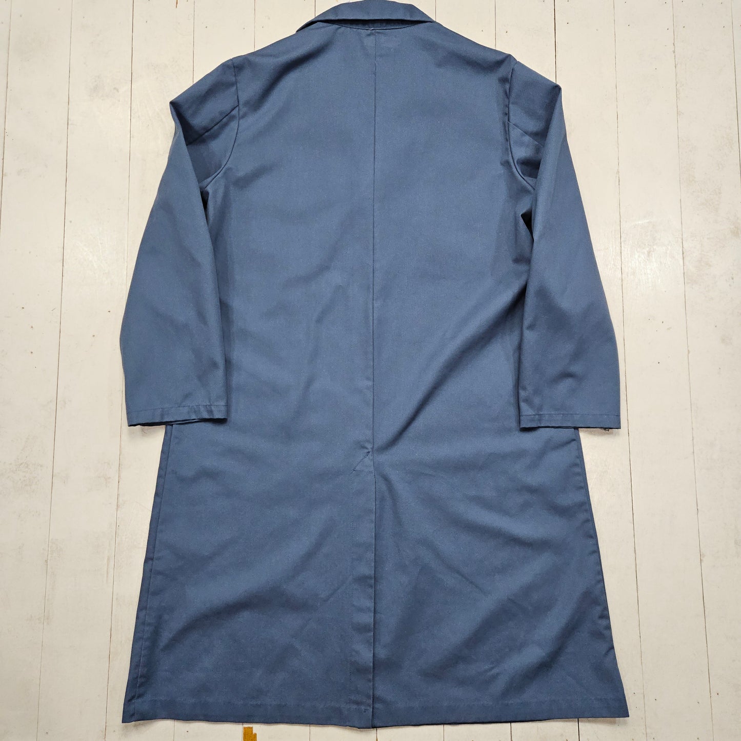 1980s/1990s Wrangler Uniforms Light Blue Shopcoat Made in USA Size L/XL