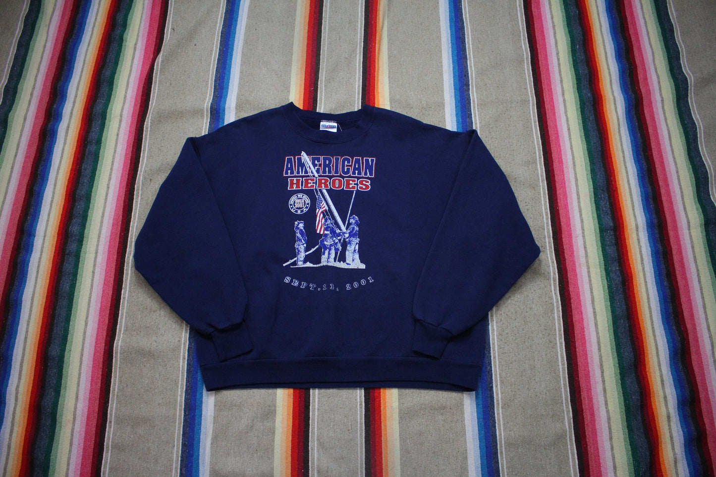 2000s 2001 9/11 American Heroes United We Stand Firemen Flag World Trade Center WTC Sweatshirt Size L
