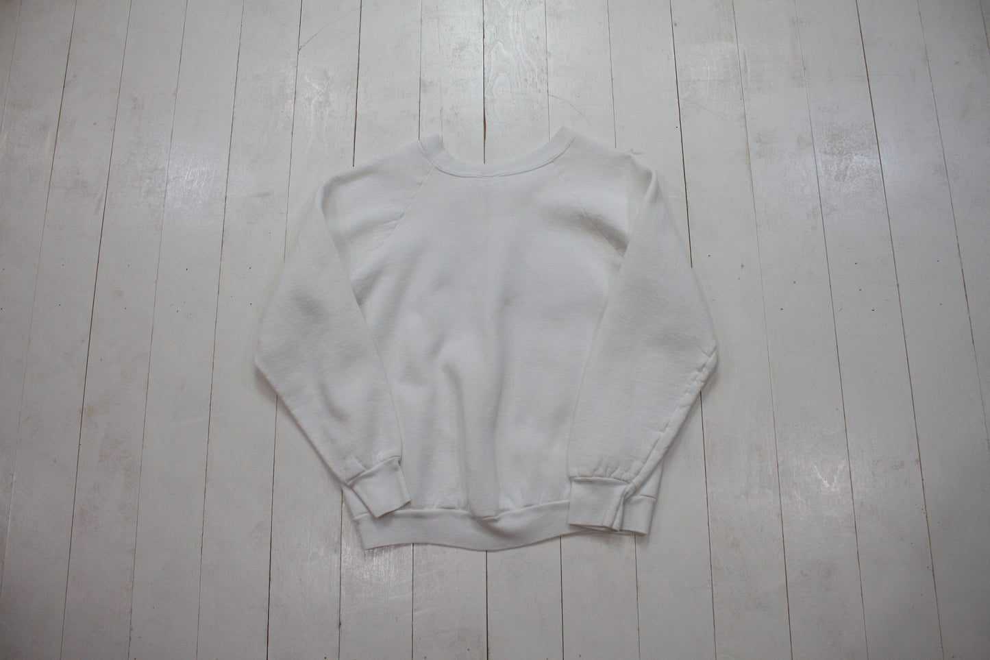 1990s Fruit of the Loom Pennsylvania's Young Woman of the Year Raglan Sweatshirt Made in USA Size M