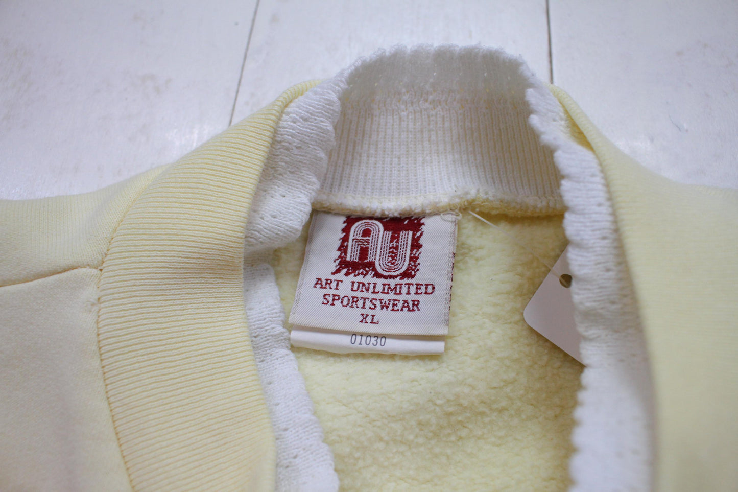 1990s Art Unlimited Beach Wraparound Henley Collar Sweatshirt Made in USA Size XL