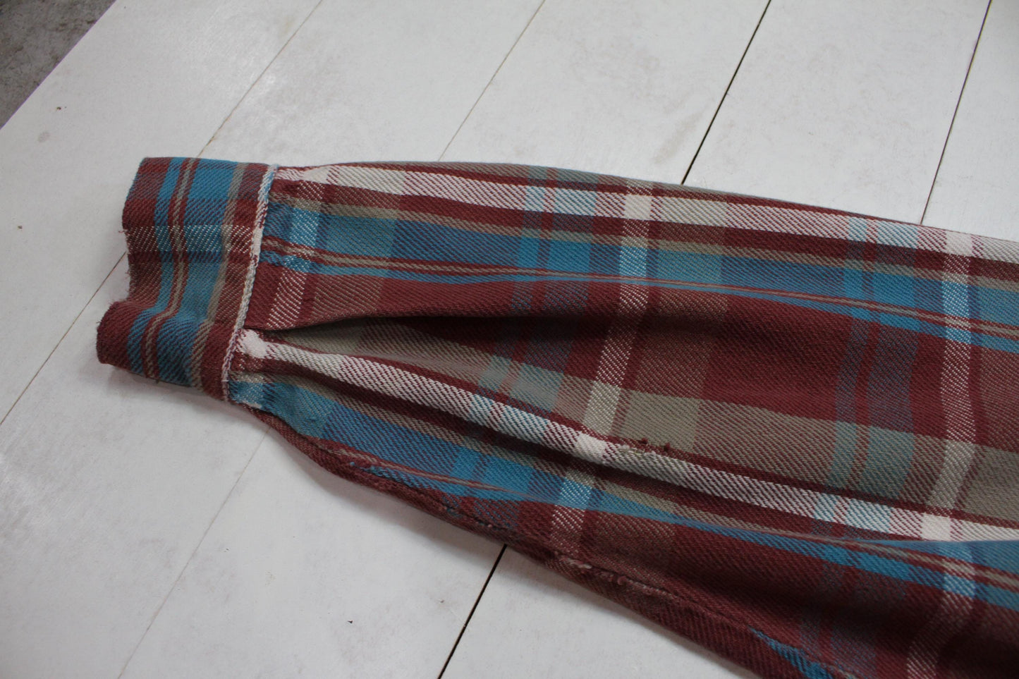 2000s Five Brother Plum Plaid Flannel Shirt Work Shirt Size L
