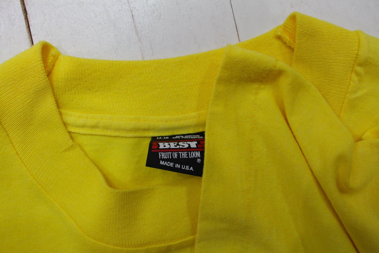 1990s Fruit of the Loom Smithfield Soccer T-Shirt Made in USA Kids Size L