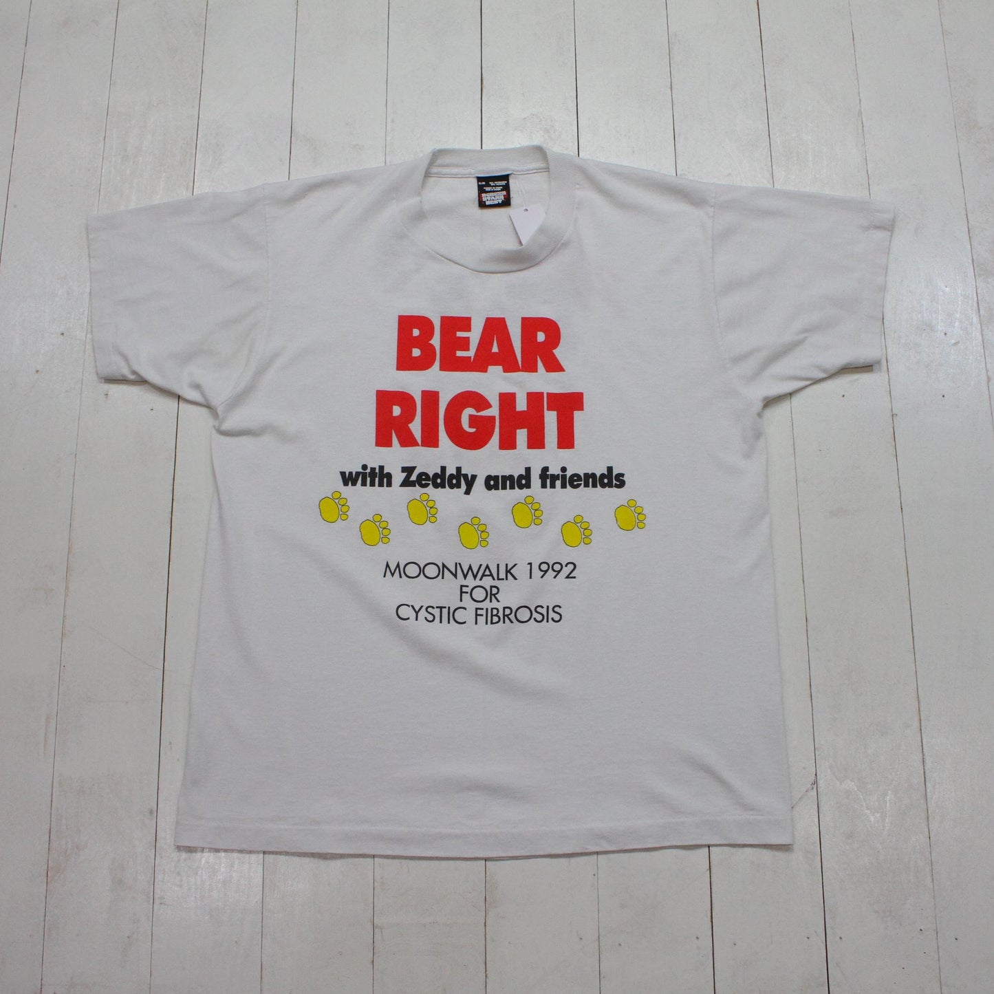 1990s 1992 Zellers Bear Right Moonwalk for Cystic Fibrosis T-Shirt Made in Canada Size L