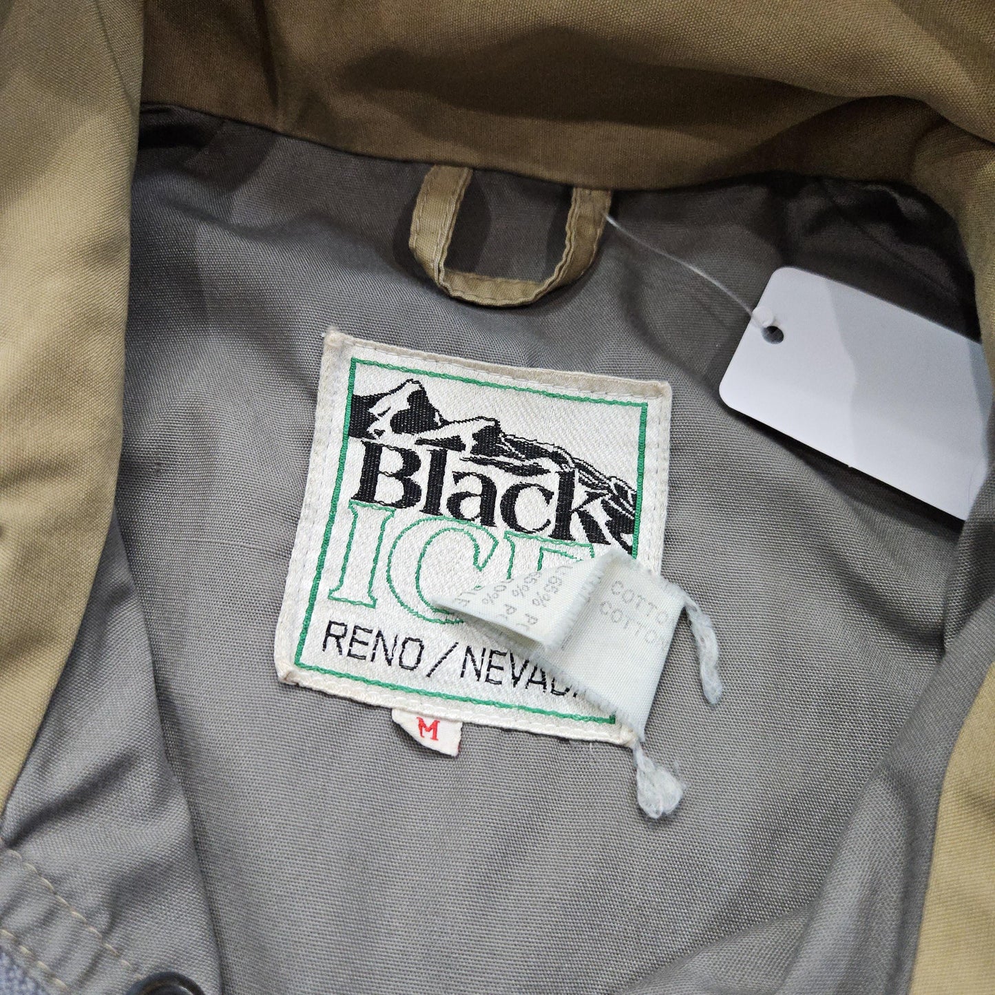 1980s Black Ice Reno Nevada Mountain Jacket Size M/L