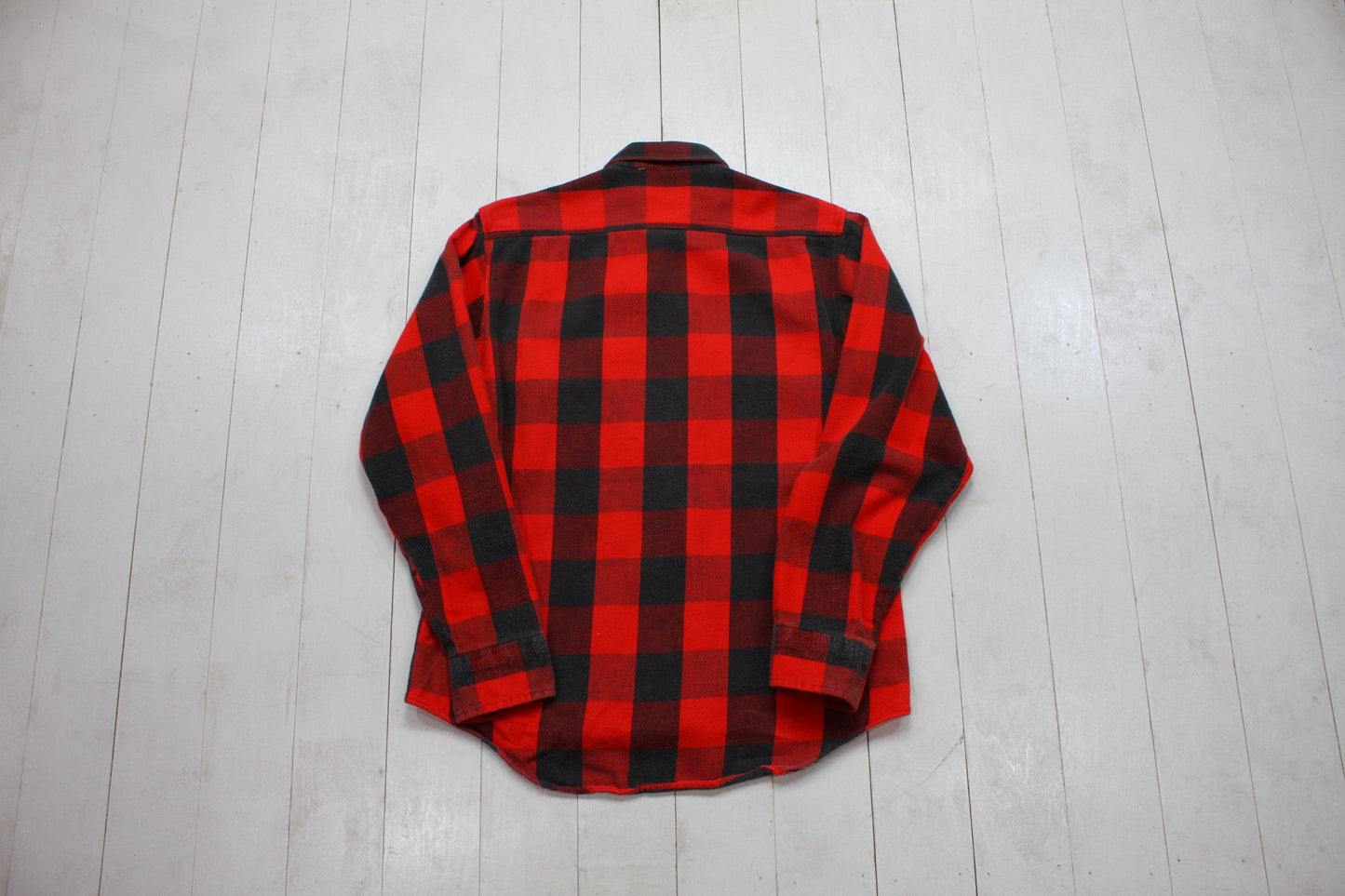 1990s/2000s Y2K Red Black Buffalo Plaid Flannel Button Up Shirt Size M