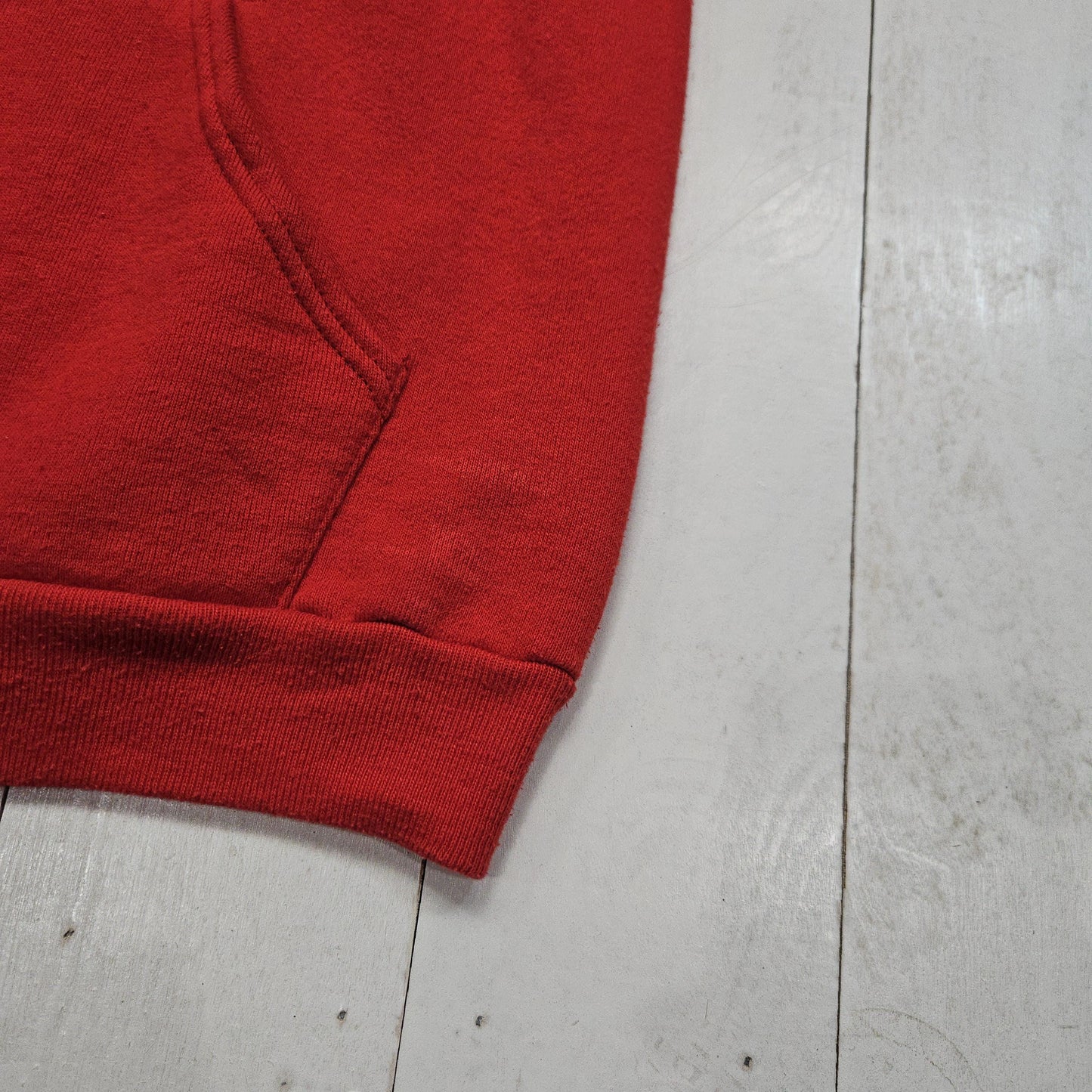 1980s Rusell Athletic Red Delta Sigma Theta DST Sorority Greek Life Stitched Lettering Hoodie Sweatshirt Made in USA Size S/M