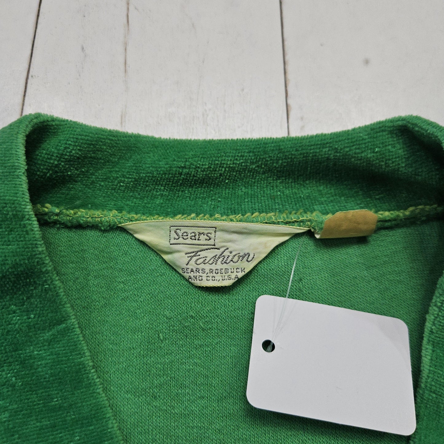 1970s Sears Green V-Neck Velour Sweatshirt Made in USA Women's Size M