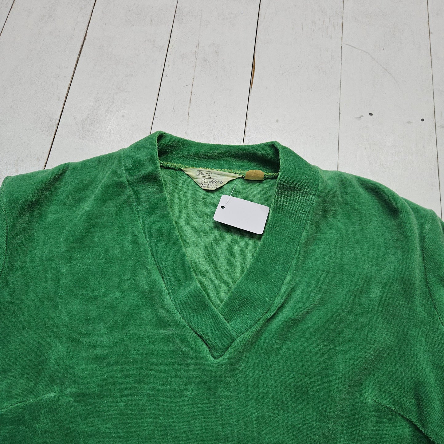 1970s Sears Green V-Neck Velour Sweatshirt Made in USA Women's Size M
