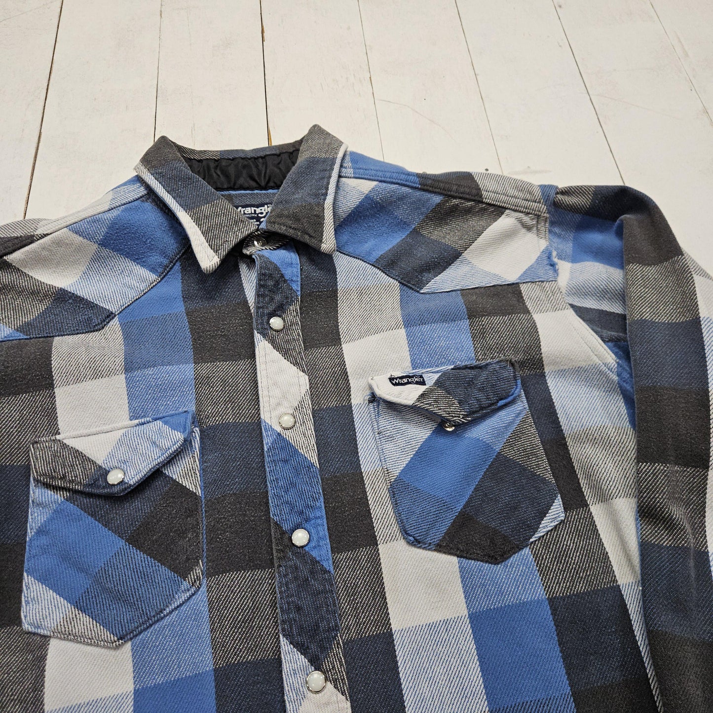 1980s Wrangler Blue/White/Black Buffalo Plaid Pearl Snap Flannel Western Shirt Made in USA Size XL