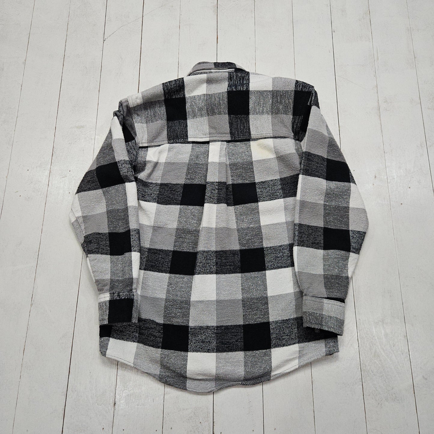 2000s Winter Run White/Grey/Black Buffalo Plaid Flannel Shirt Size S/M