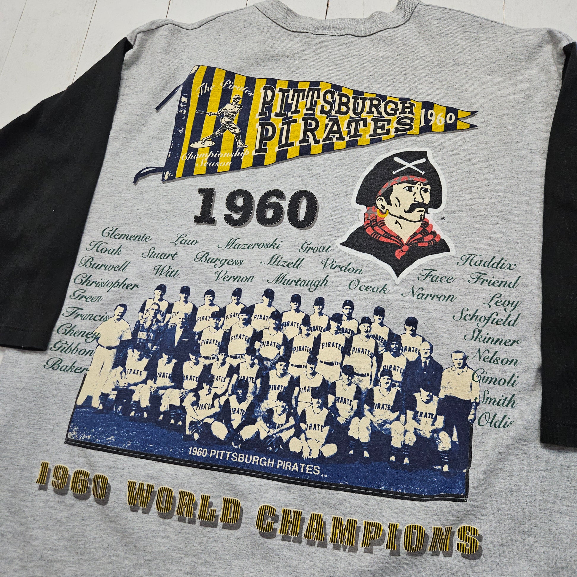 1990s 1994 Team Rate Long Gone MLB Cooperstown Collection Pittsburgh Pirates 1960 Championship 3/4 Sleeve T-Shirt Made in USA Size L - People's Champ Vintage -T-Shirts - Sports