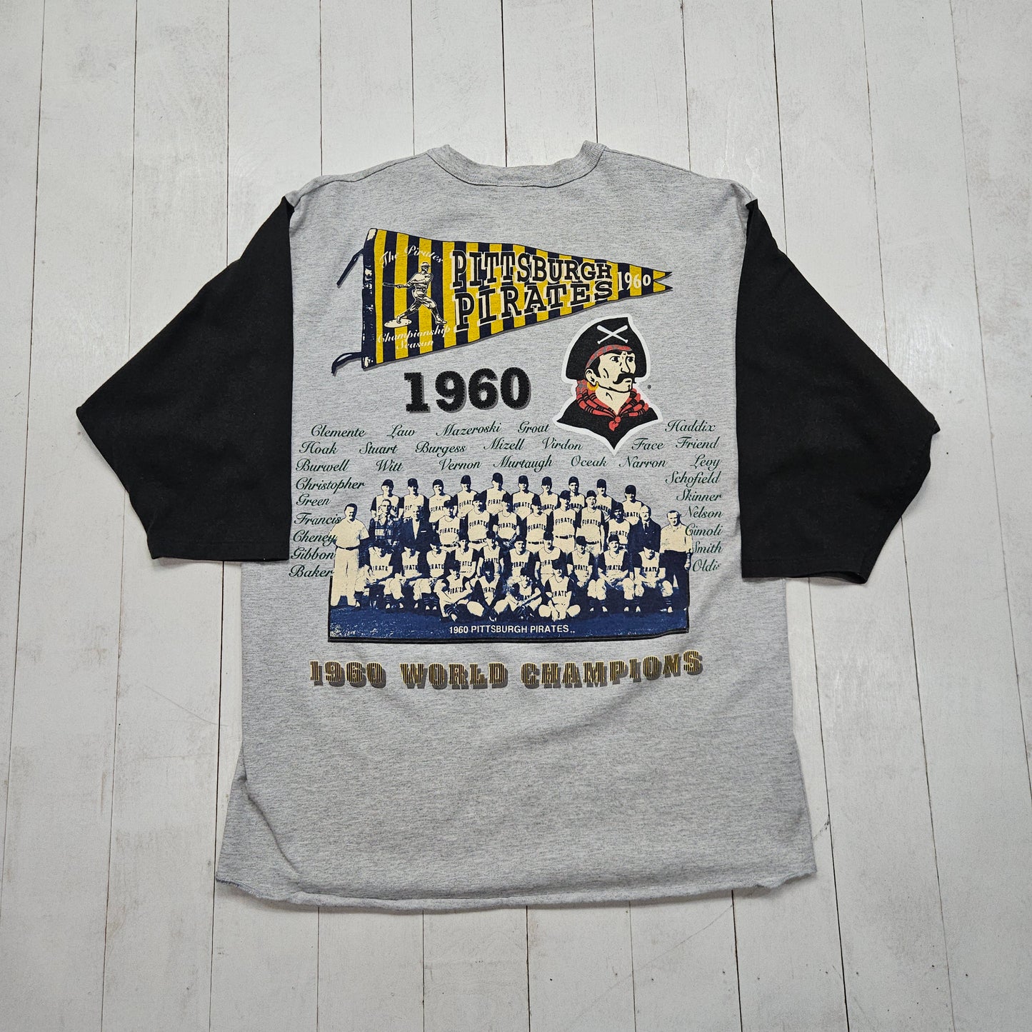 1990s 1994 Team Rate Long Gone MLB Cooperstown Collection Pittsburgh Pirates 1960 Championship 3/4 Sleeve T-Shirt Made in USA Size L - People's Champ Vintage -T-Shirts - Sports
