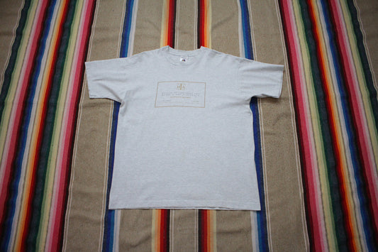 1990s Fruit of the Loom MTA Museum of Temporary Art Member T-Shirt Made in Canada Size L/XL