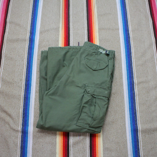 1970s 1978 OG107 Sateen Cold Weather Cargo Pants Made in USA Size 28-34