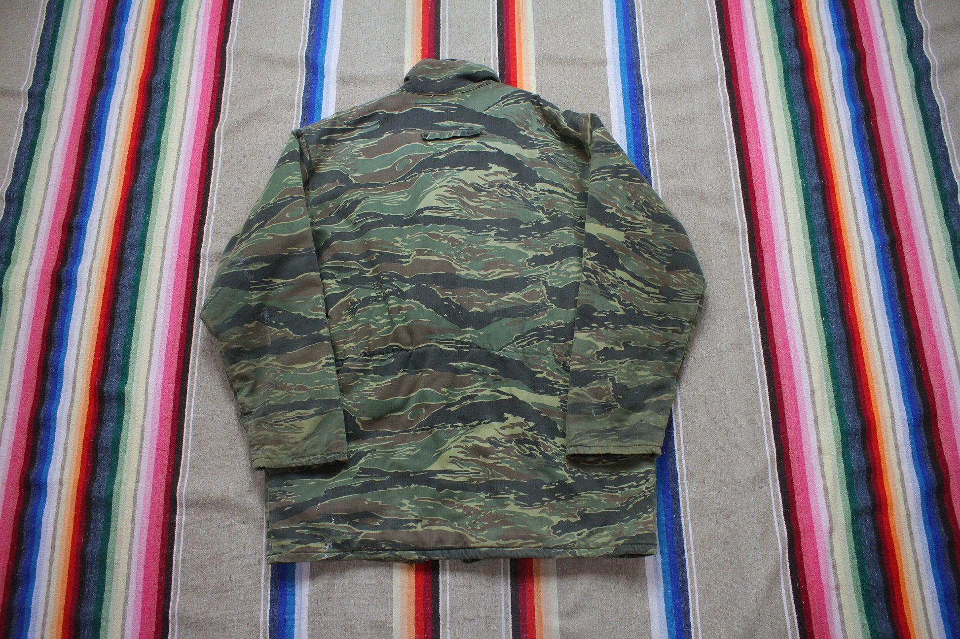 1990s The Camo Clan Tiger Stripe Insulated Hunting Jacket Made in USA Size XL