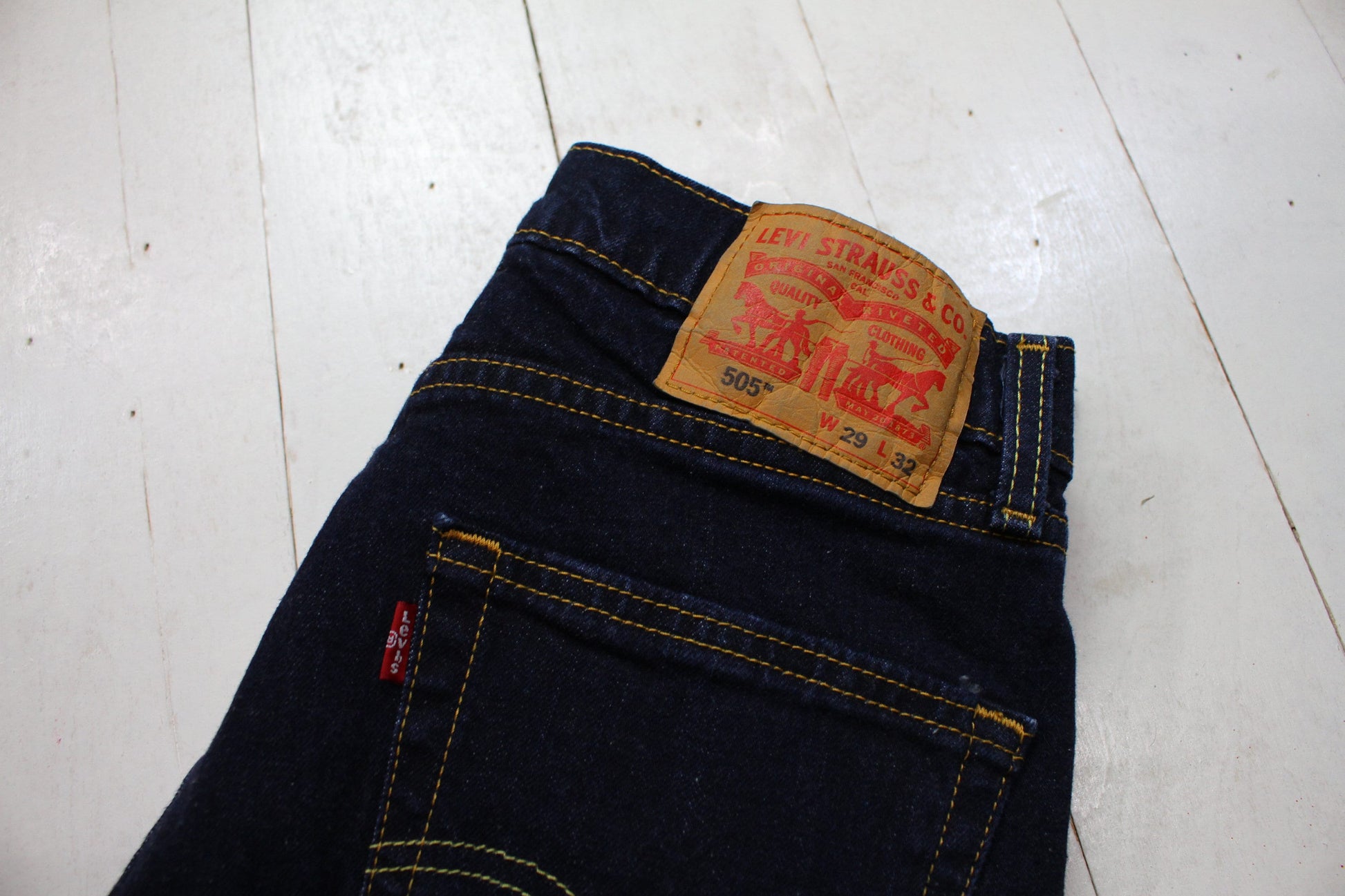 2010s Levi's 505 Dark Wash Blue Denim Jeans Size 28x30