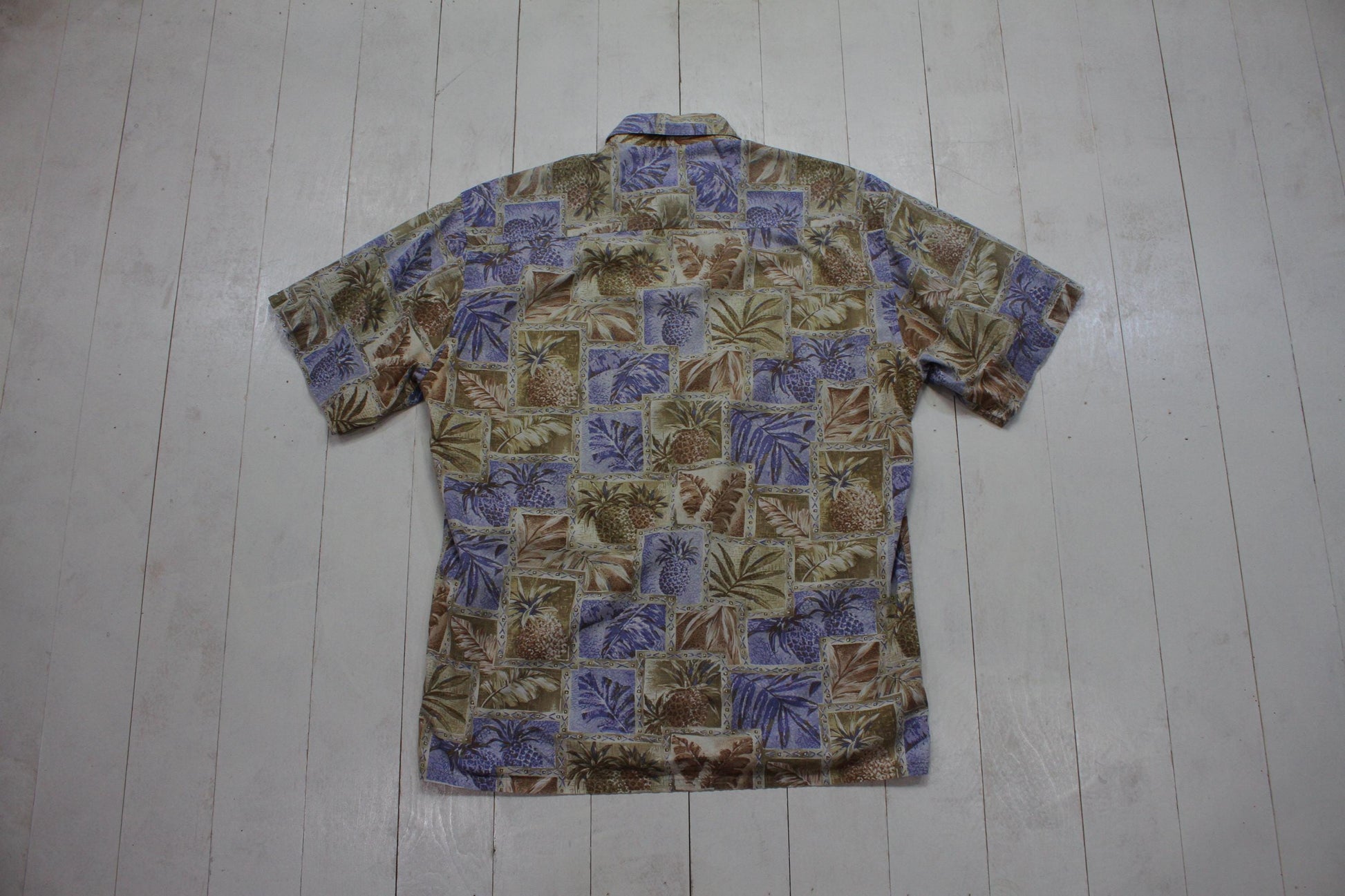 1980s/1990s Campia Tropical Pineapple Print Shortsleeve Hawaiian Shirt Size M/L