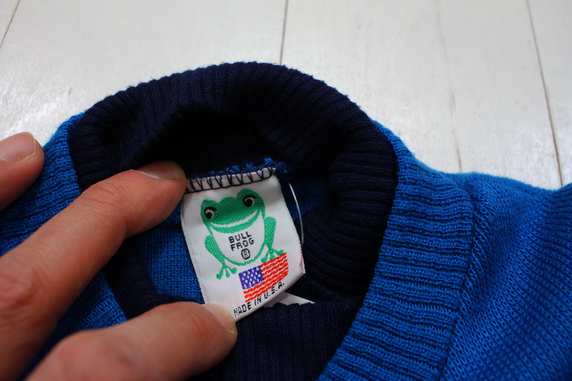 1980s Bull Frog Mock Turtleneck Acylic Knit Sweater Made in USA Size 2/3T
