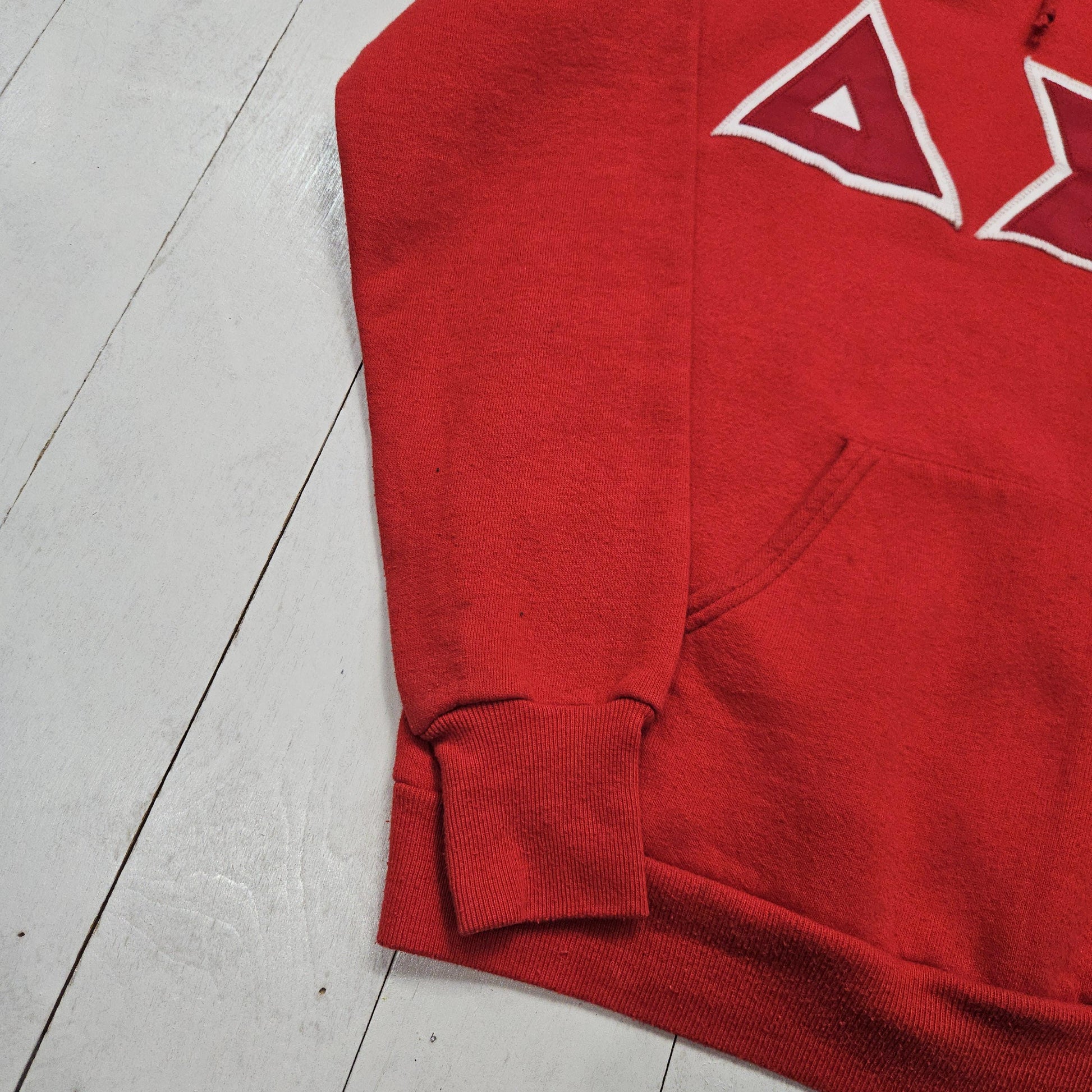 1980s Rusell Athletic Red Delta Sigma Theta DST Sorority Greek Life Stitched Lettering Hoodie Sweatshirt Made in USA Size S/M
