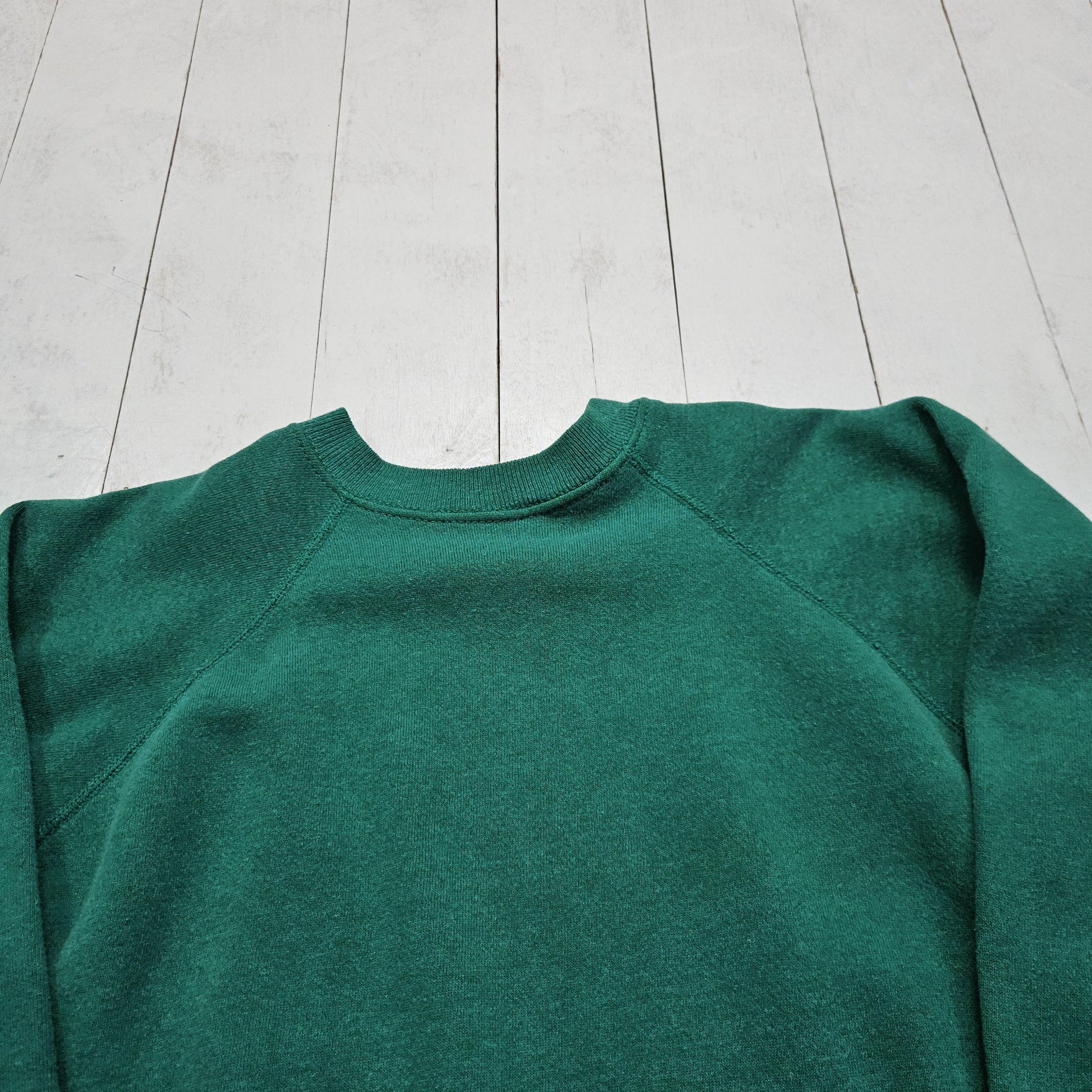 1990s Hanes Her Way Green Blank Raglan Sweatshirt Made in USA Womens Size M
