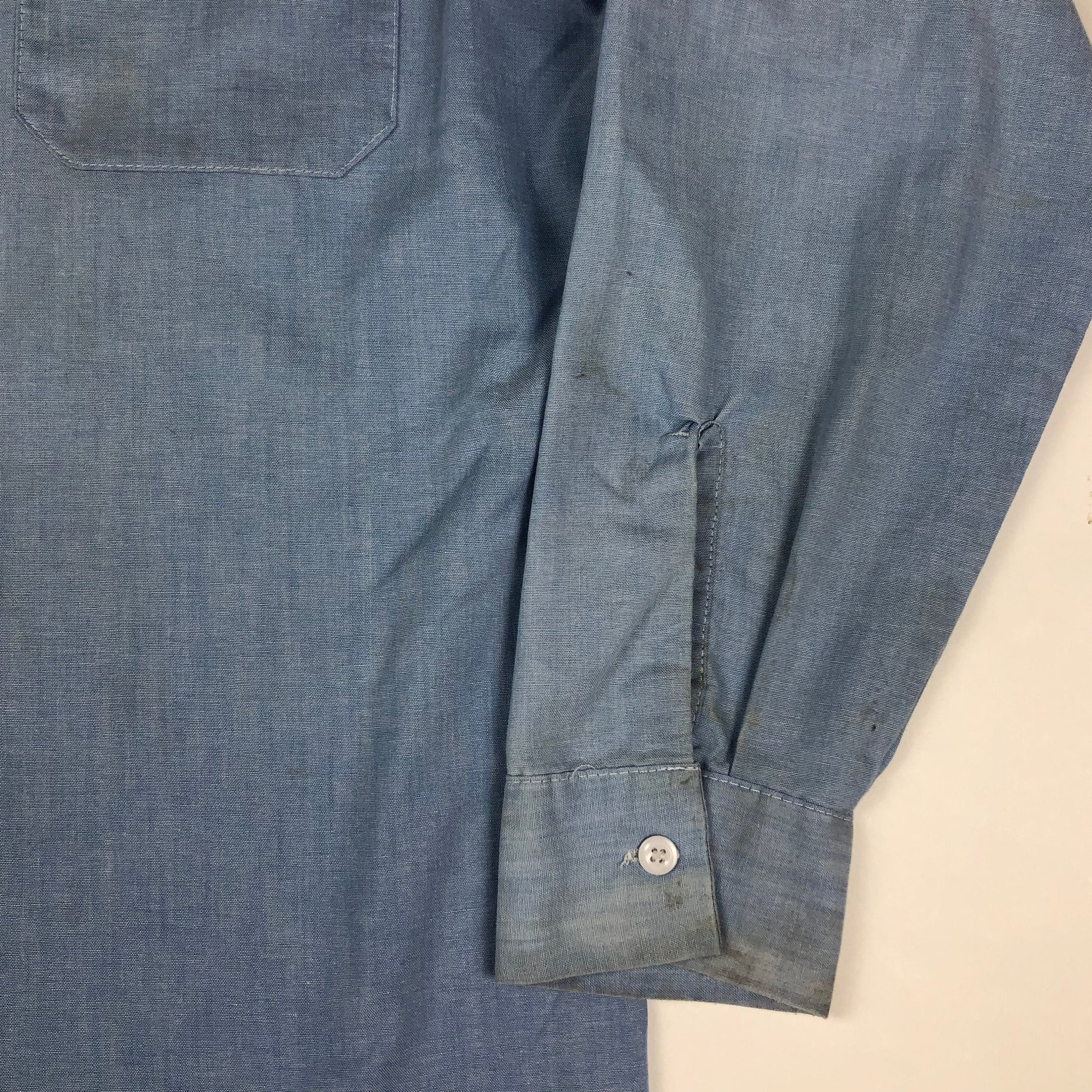 1980s Big Ben by Wrangler Chambray Shirt Made in USA Size M/L