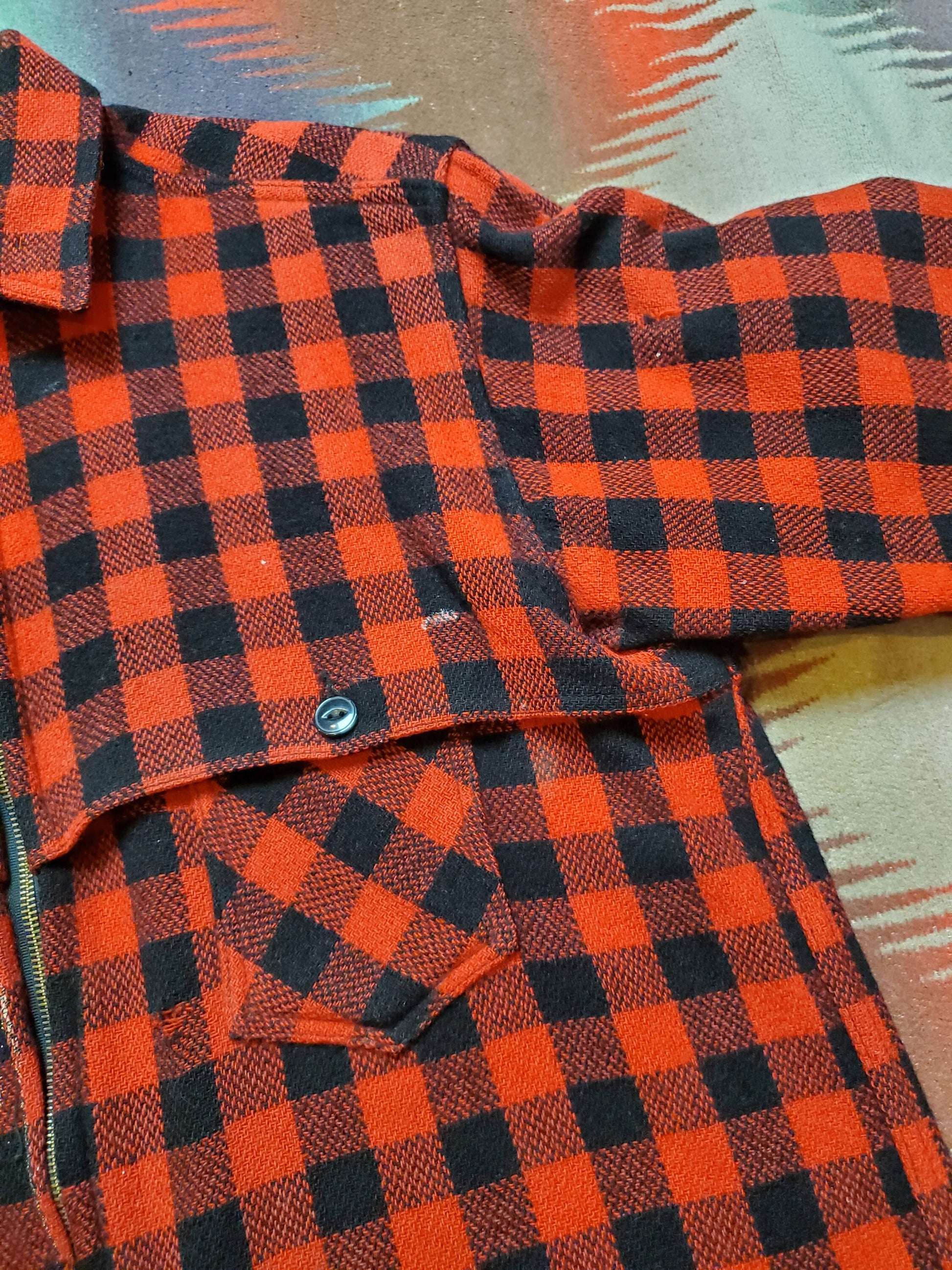 1970s Johnson Woolen Mills Buffalo Plaid Zip Up Wool Mackinaw Jacket Made in USA Size XL