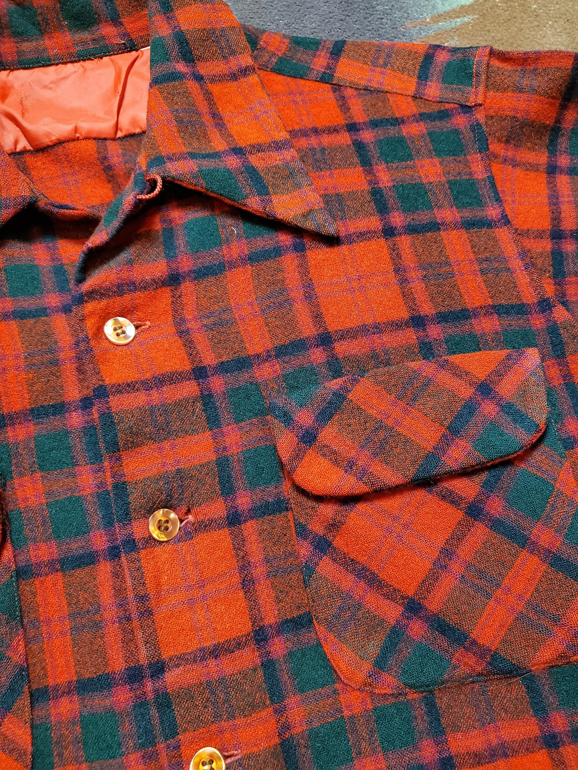1970s Red Plaid Pendleton Board Shirt Made in USA Size M/L