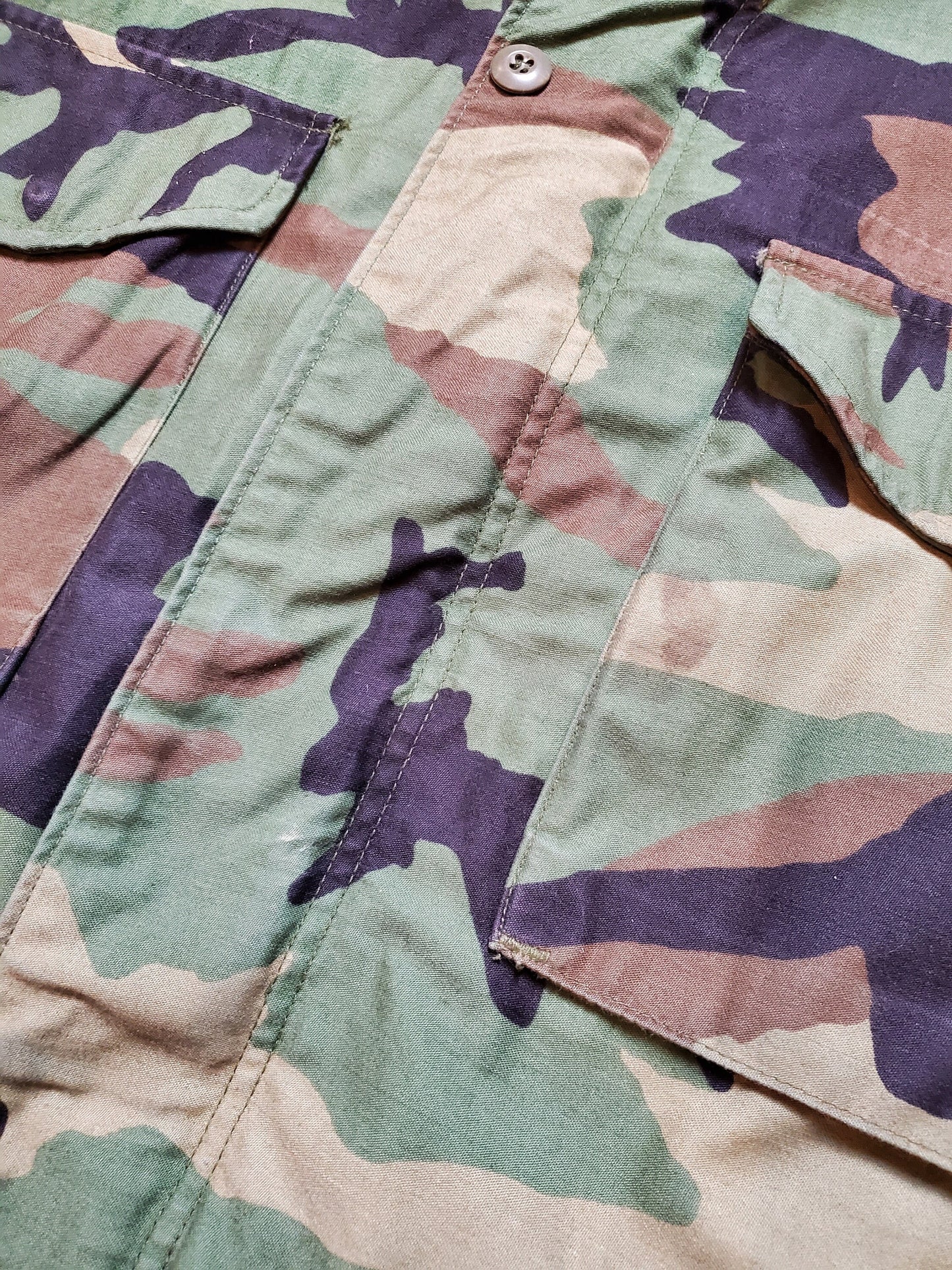 1980s Alpha Industries Woodland Camo M-65 Field Jacket with Removable Liner Made in USA Size M/L