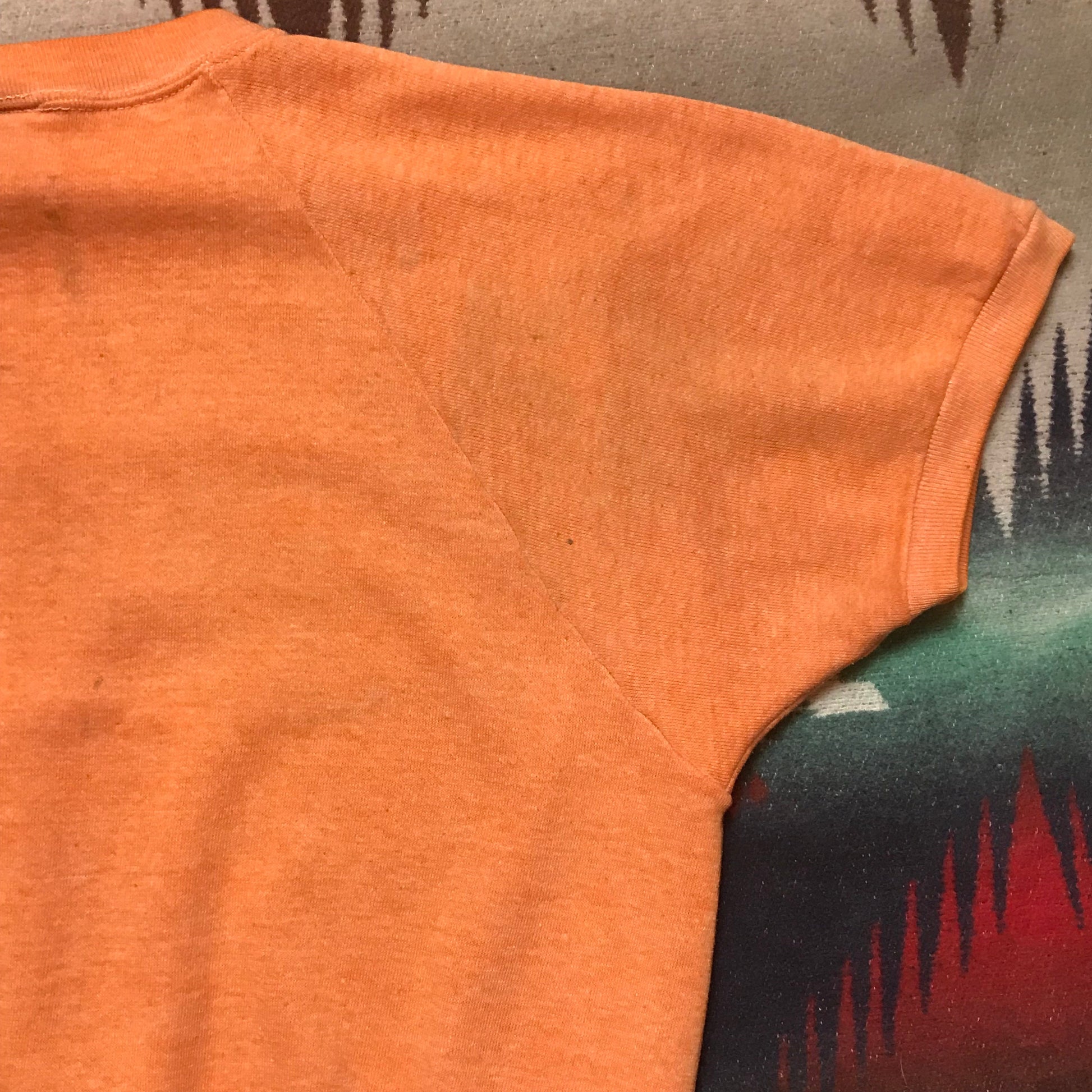 1980s Faded Orange Short Sleeve Raglan Sweatshirt Made in USA Size M