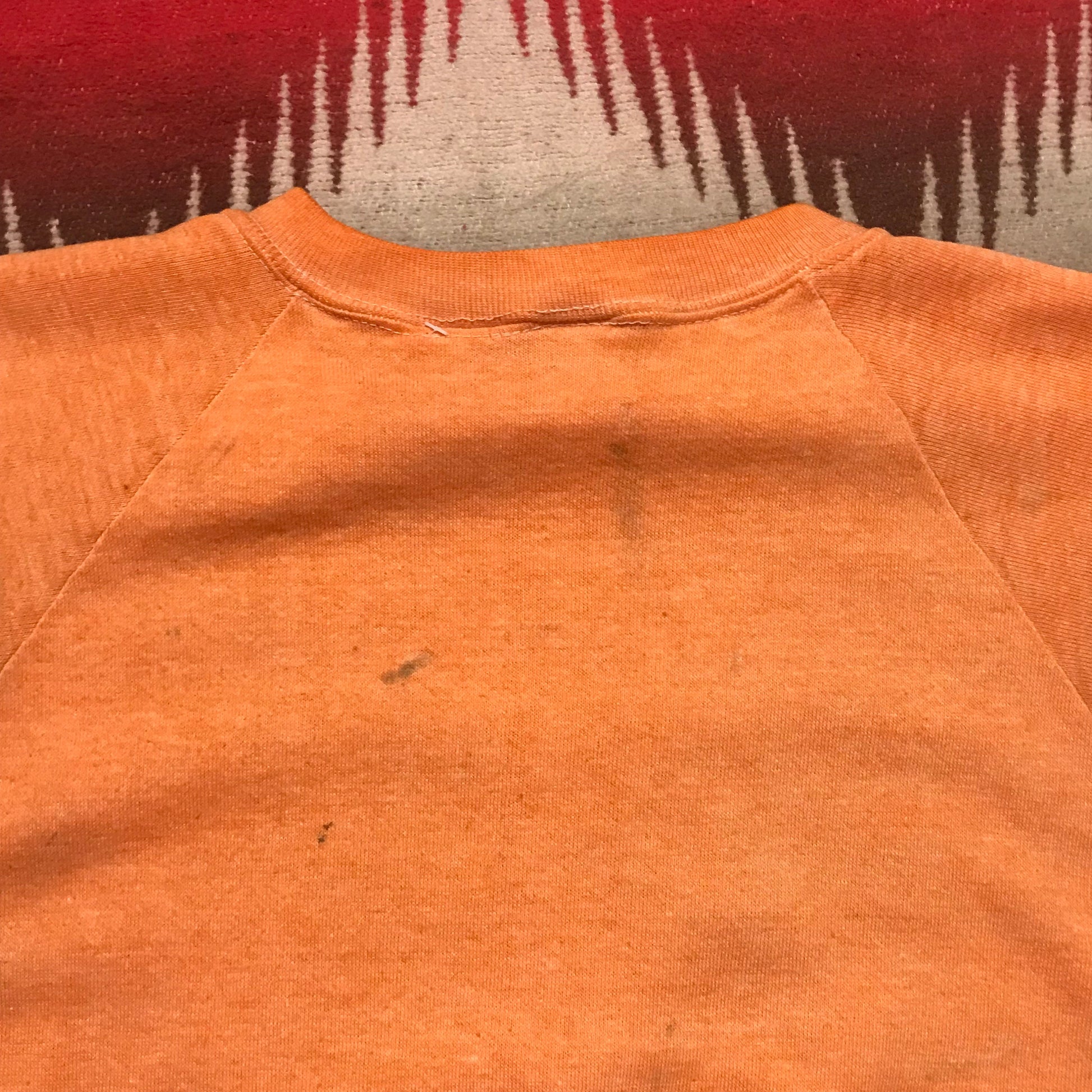 1980s Faded Orange Short Sleeve Raglan Sweatshirt Made in USA Size M