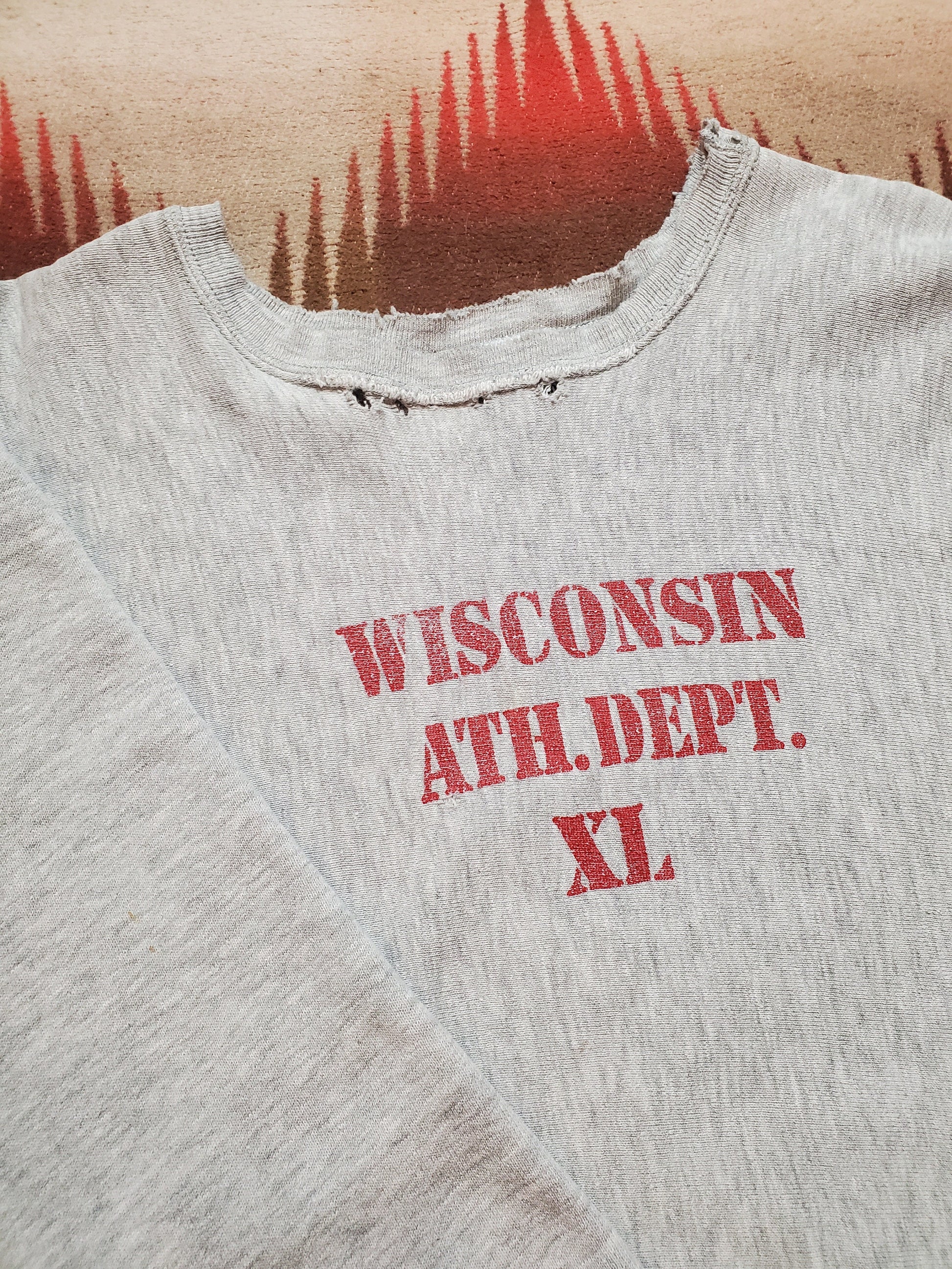 1980s Distressed Macgregor Sandknit Wisconsin Athletic Department Sweatshirt Made in USA Size XL