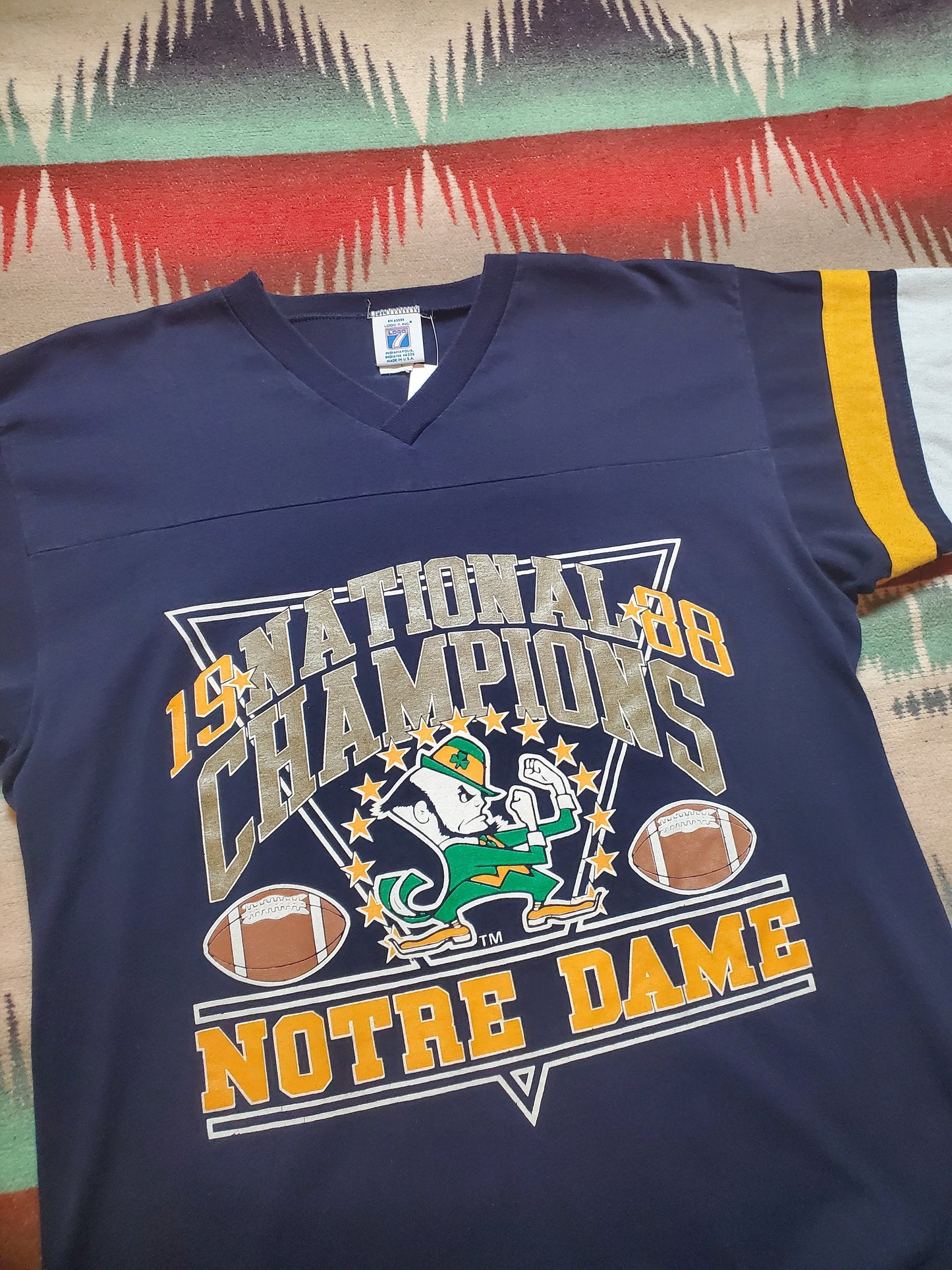 1980s 1988 Logo 7 Notre Dame Fighting Irish College Football National Champions Made in USA Size M