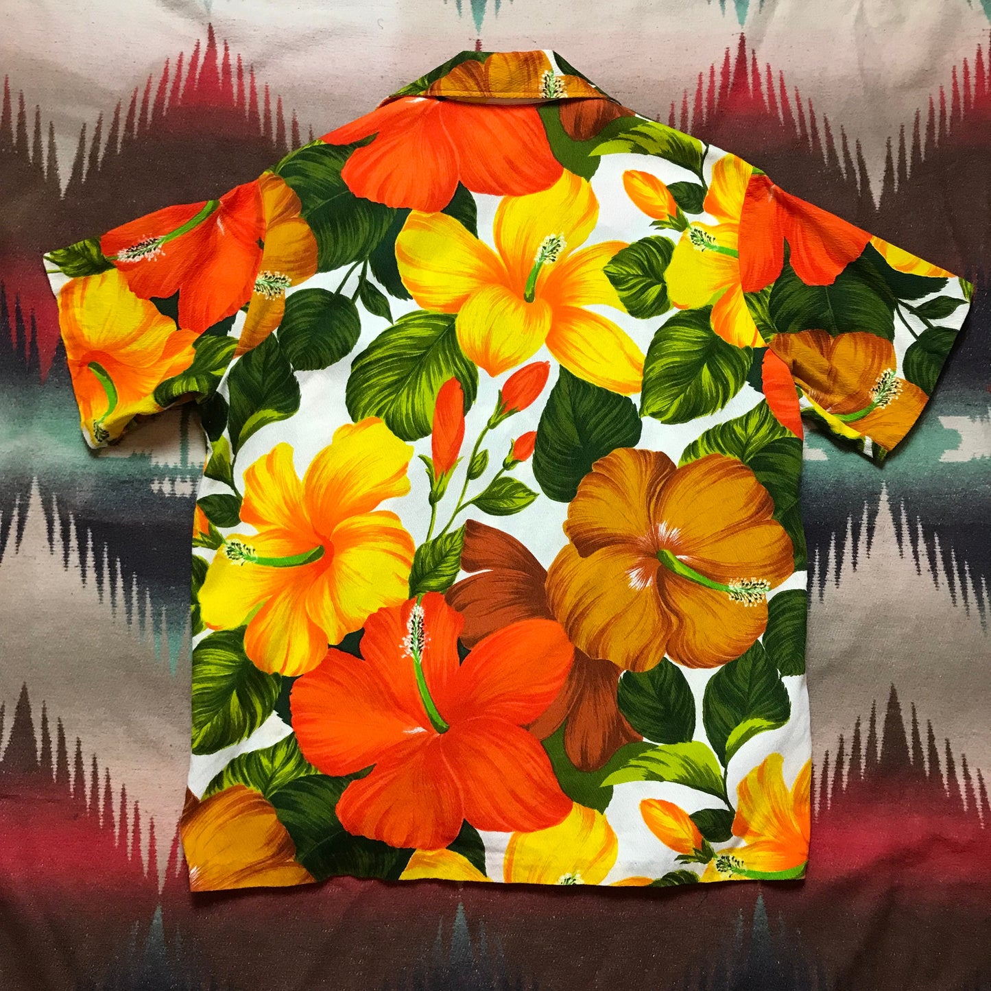 1970s Pacific Isle Creations of Hawaii Loop Collar Bark Cloth Hawaiian Shirt Size L