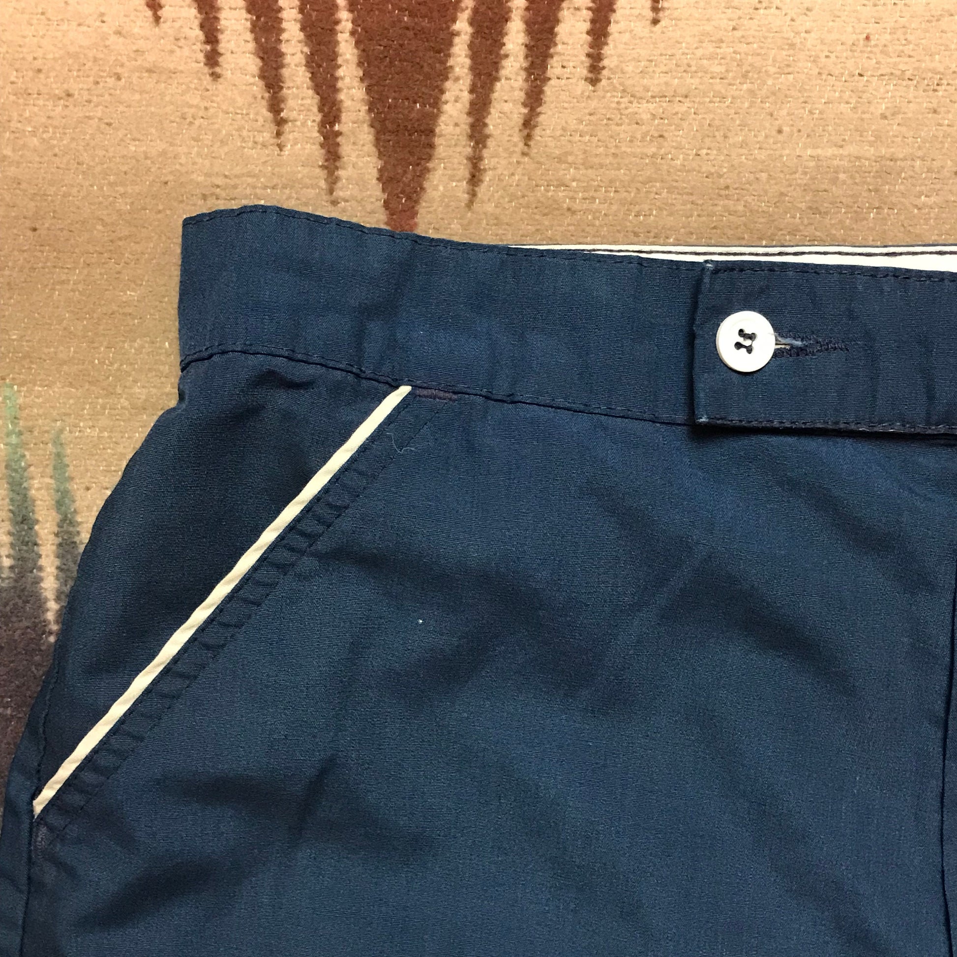 1980s Jantzen Shorts Made in USA Size 30