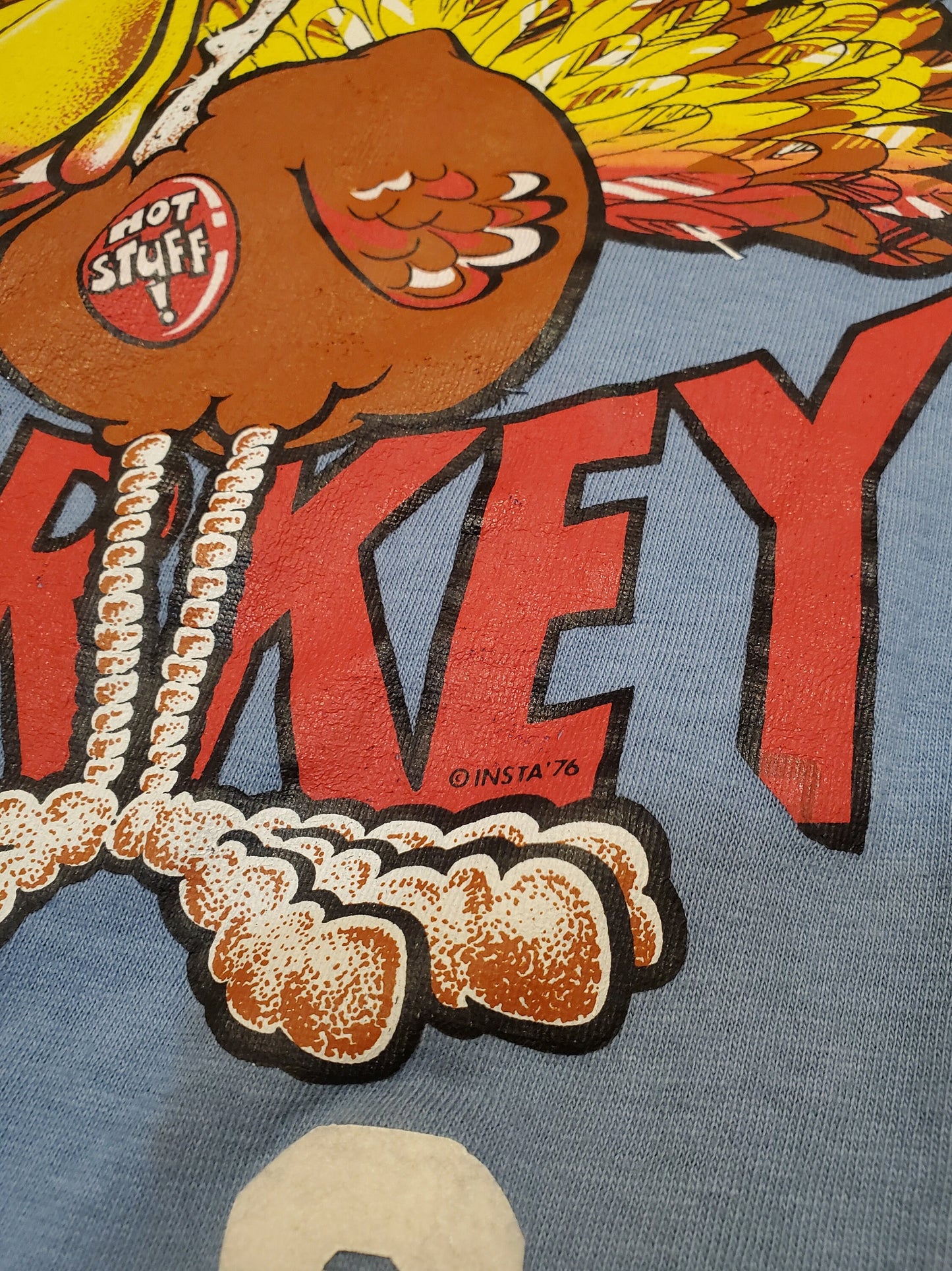 1970s 1976 Hey Turkey Hot Stuff DF-2 Flock Letter Print T-Shirt Size S