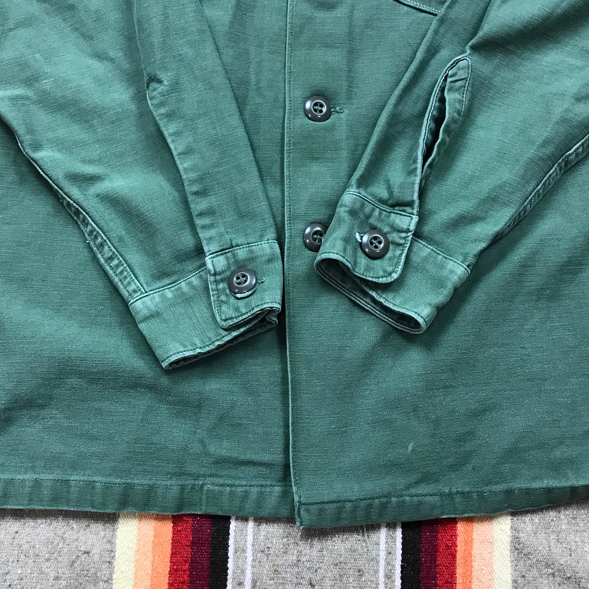 1960s US Army OG107 Sateen Shirt Made in USA Size M