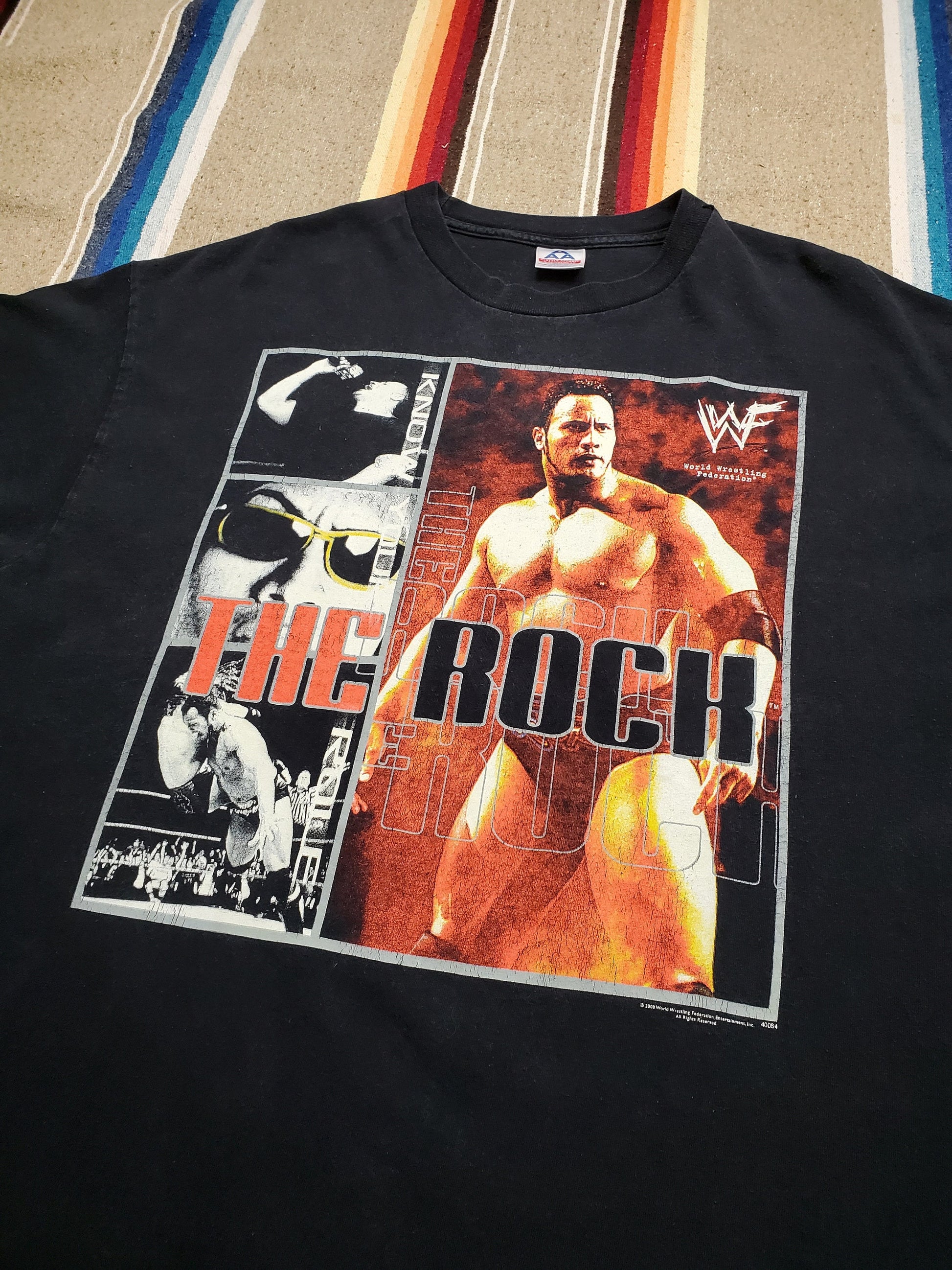 2000s 2000 WWF The Rock Wrestling T-Shirt Size XL