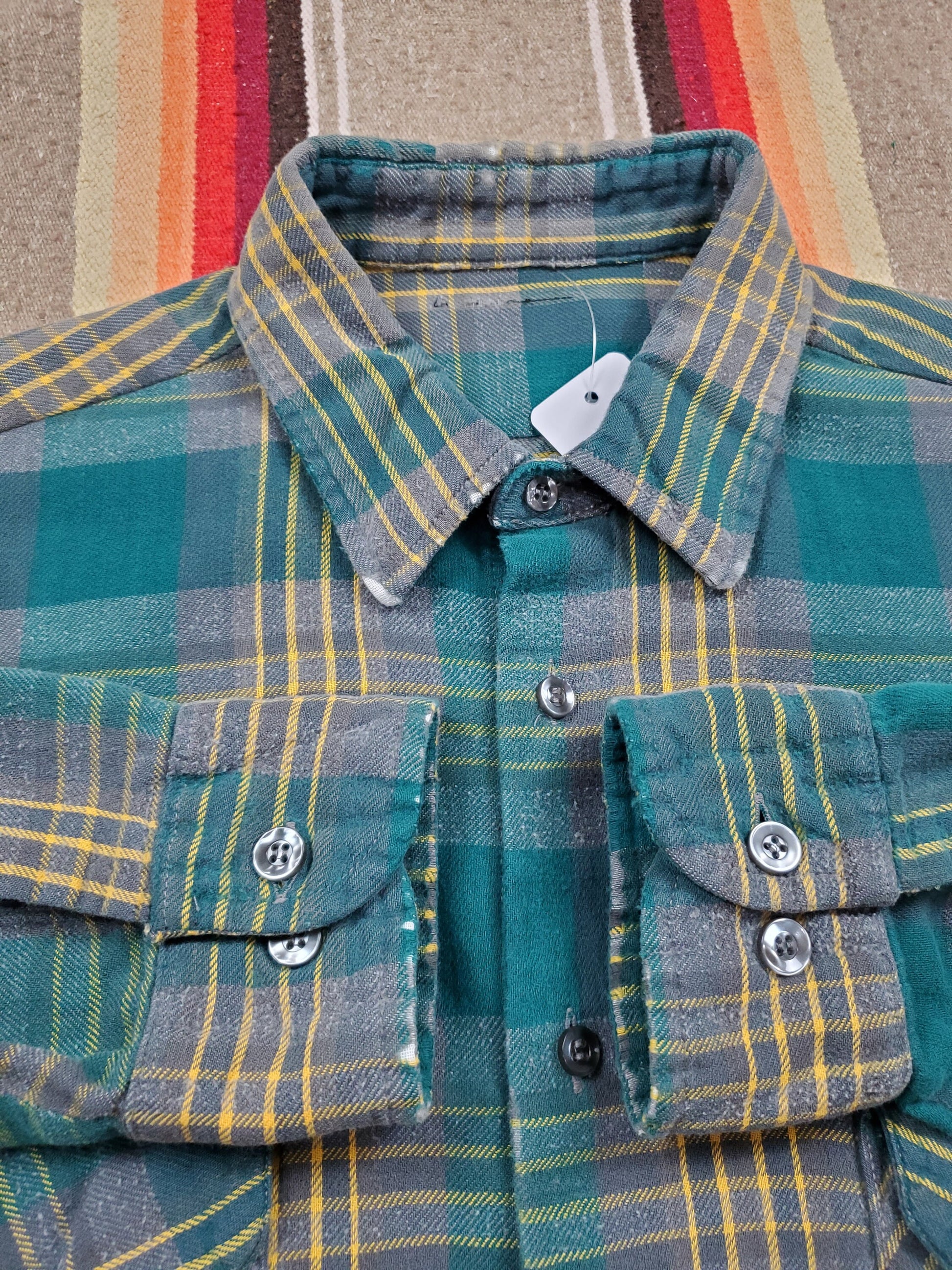 1980s Green/Grey Plaid Flannel Shirt Size S