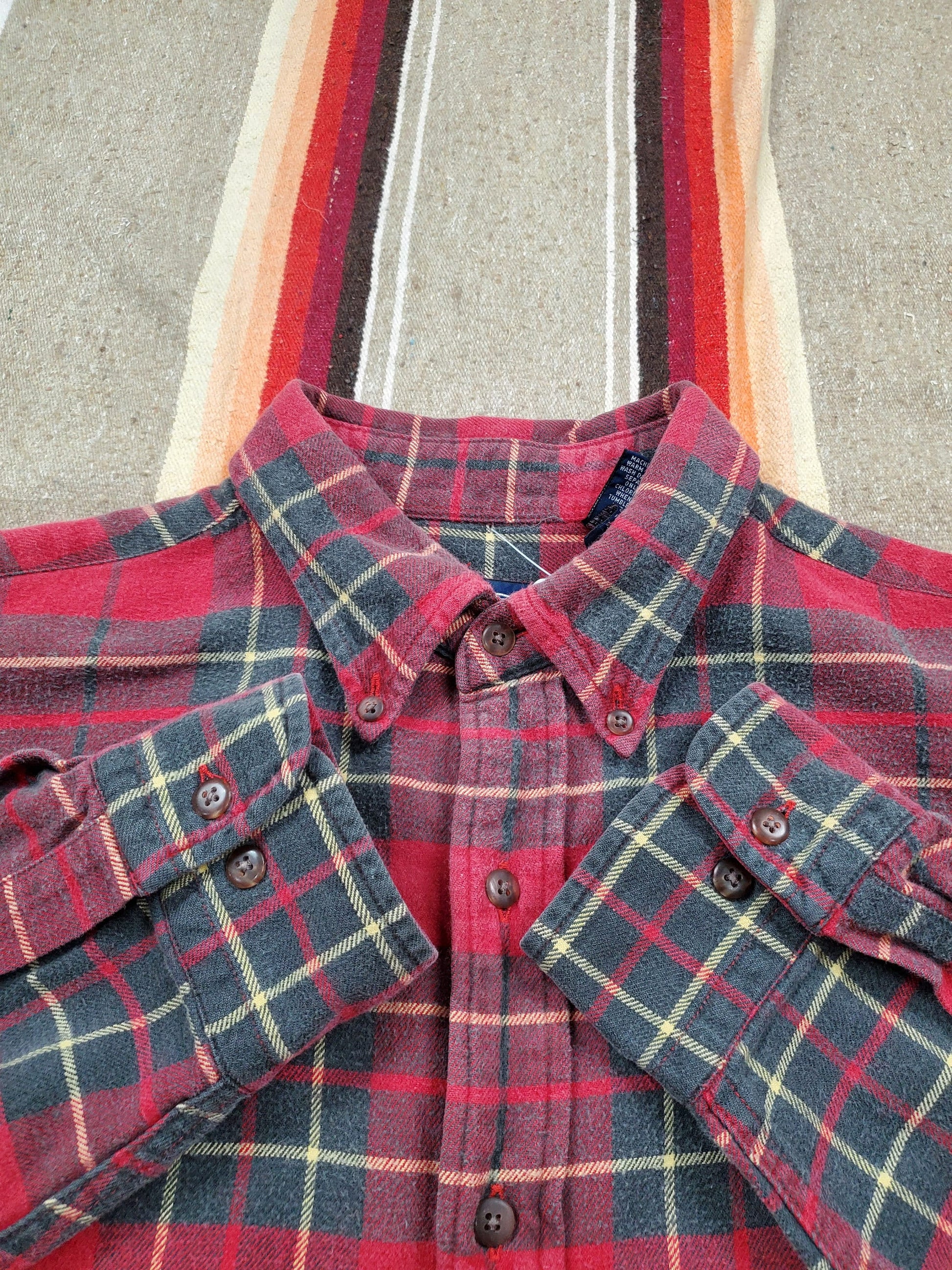 1990s Lands End Red Plaid Button Down Flannel Shirt Size XL