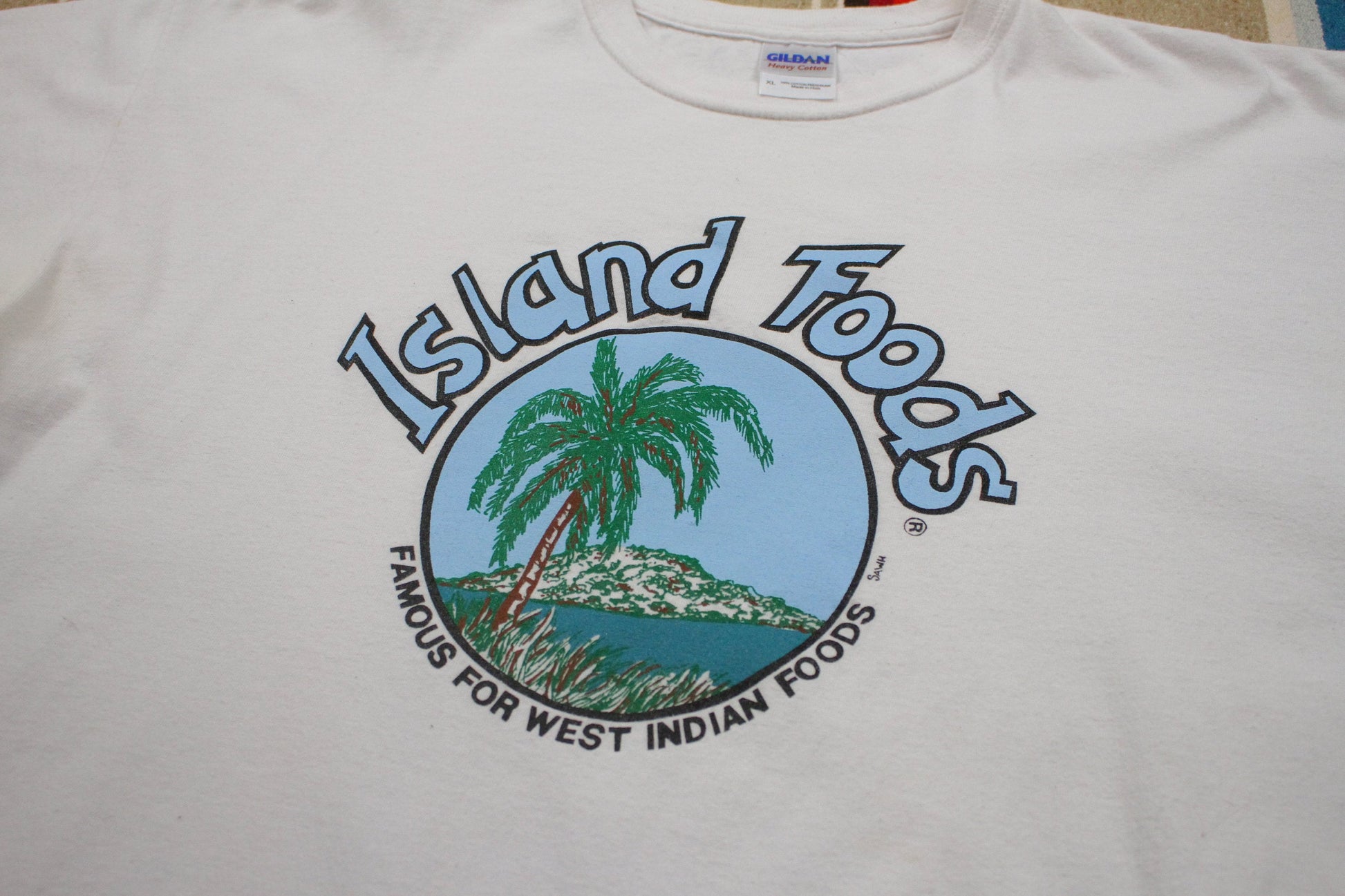 2000s Island Foods West Indian Foods T-Shirt Size XL