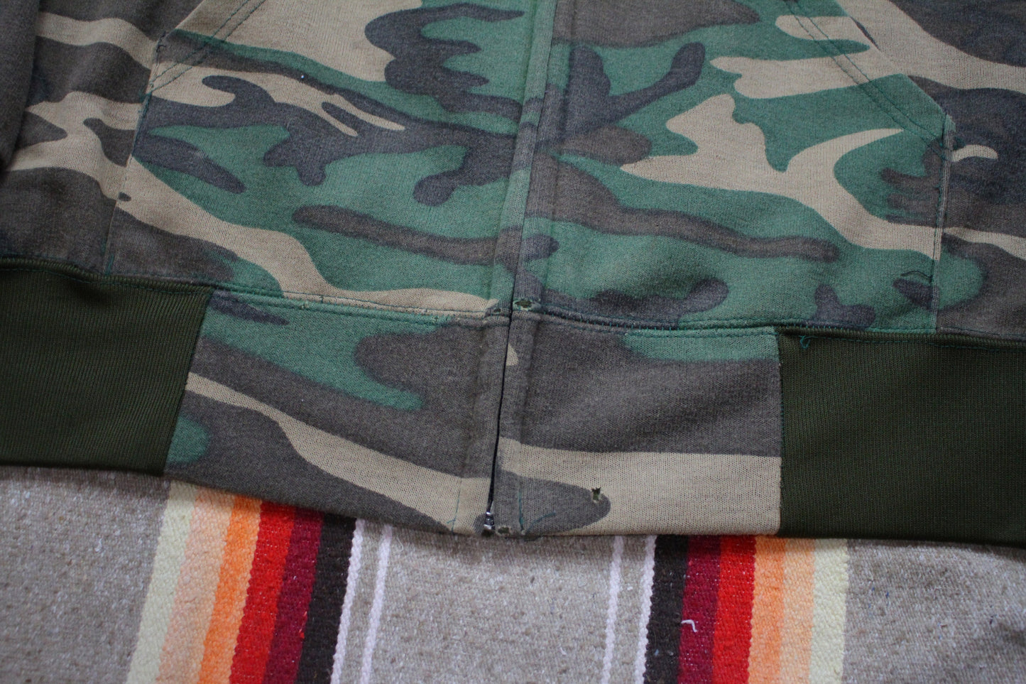 1980s/1990s Ace Sportswear Camo Lightweight Thermal Lined Zip-Up Hoodie Sweatshirt Made in USA Size L