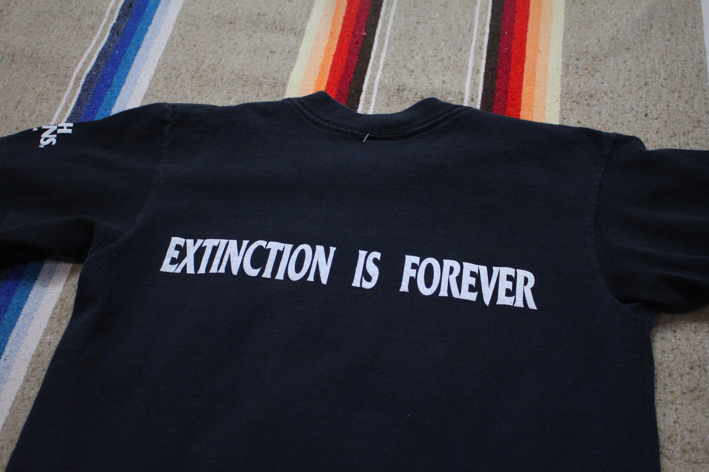 1990s 1994 Busch Gardens Gorilla Extinction is Forever T-Shirt Made in USA Size S