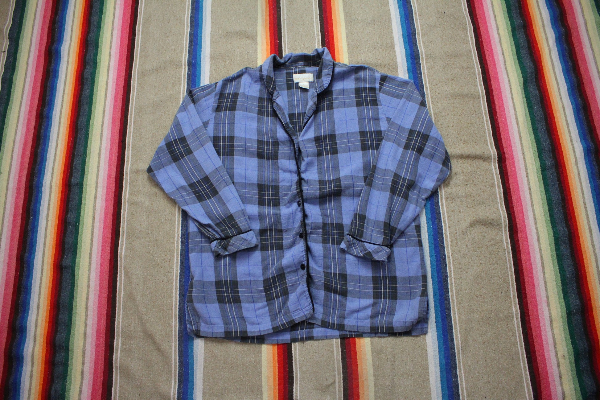 1990s Whispers Blue Plaid Sleep Shirt Size L