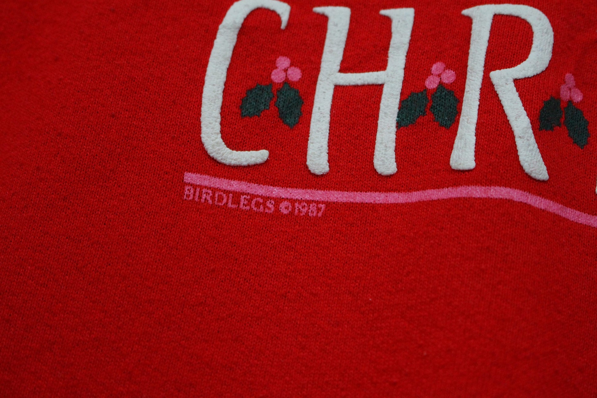 1980s 1987 Fruit of the Loom Merry Christmass Y'all Raglan Sweatshirt Made in USA Size L