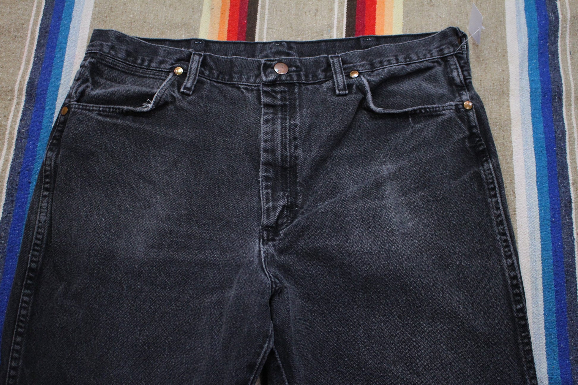 2000s Wrangler Faded Black Denim Jeans Size 35x29