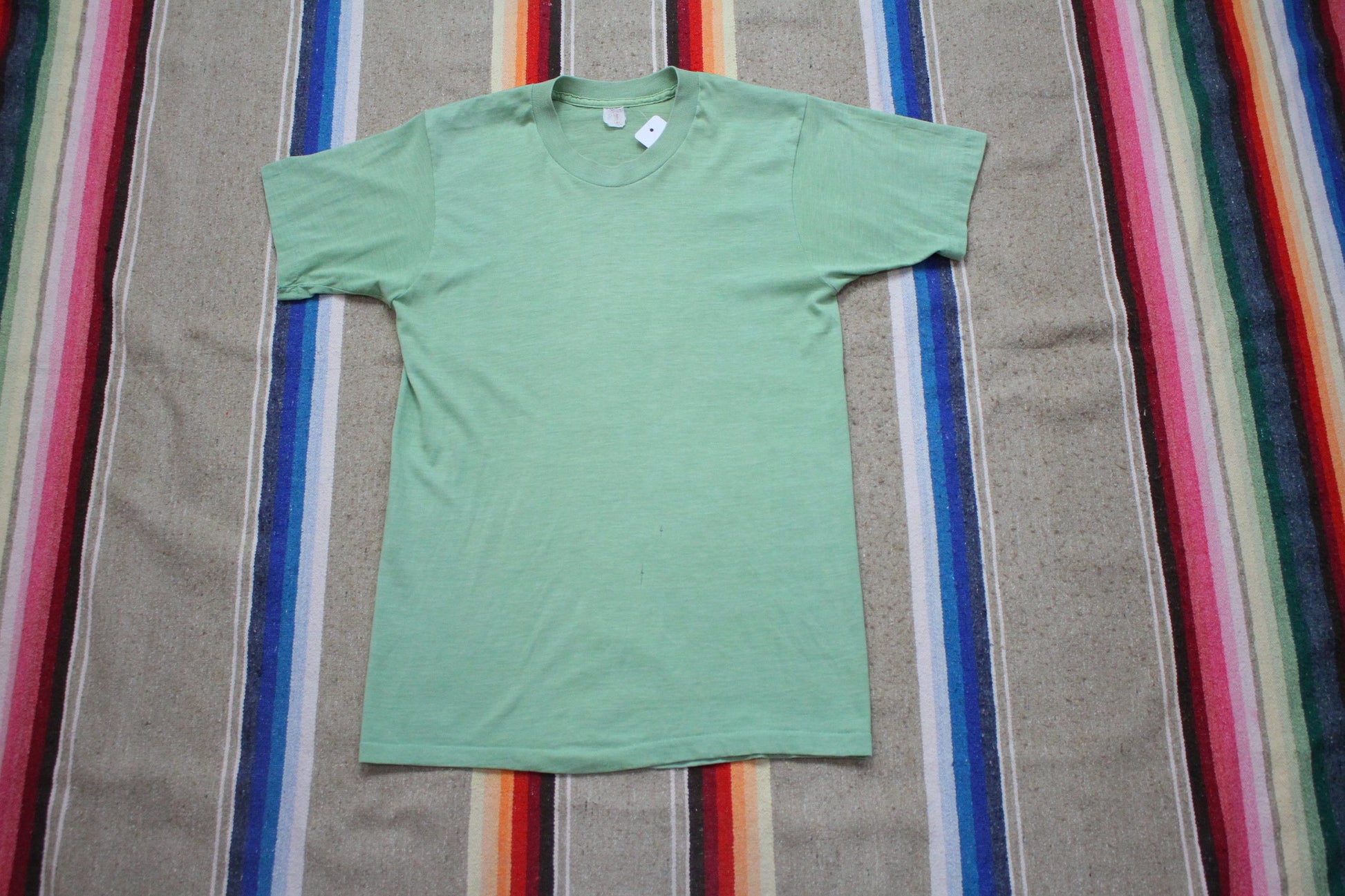 1980s Fruit of the Loom Golden Blend Blank Green T-Shirt Made in USA Size S